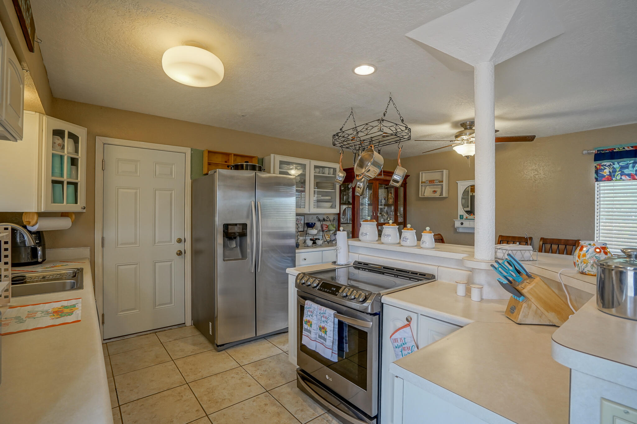 97 SUMMER WINDS Drive SE