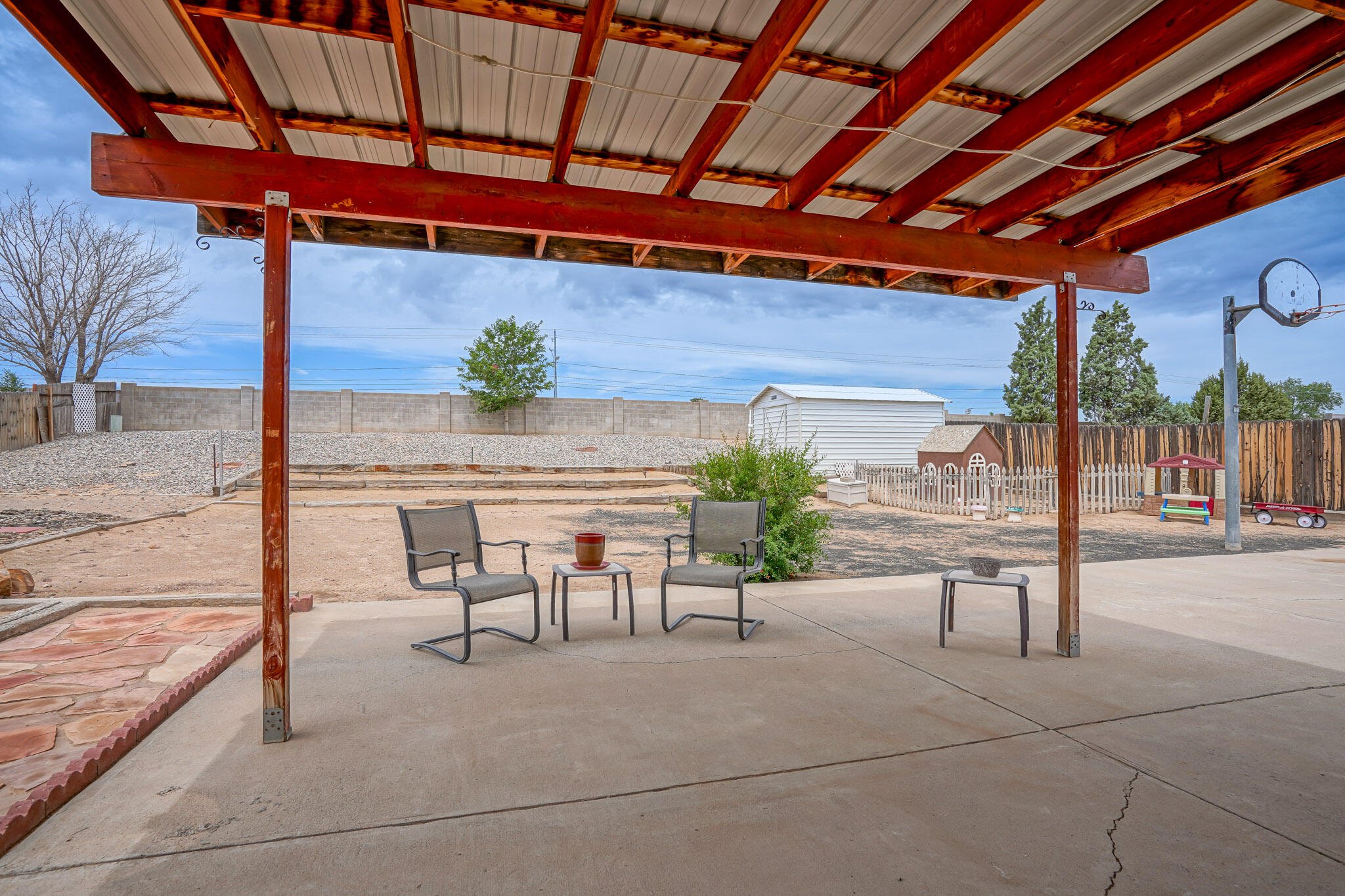 97 SUMMER WINDS Drive SE