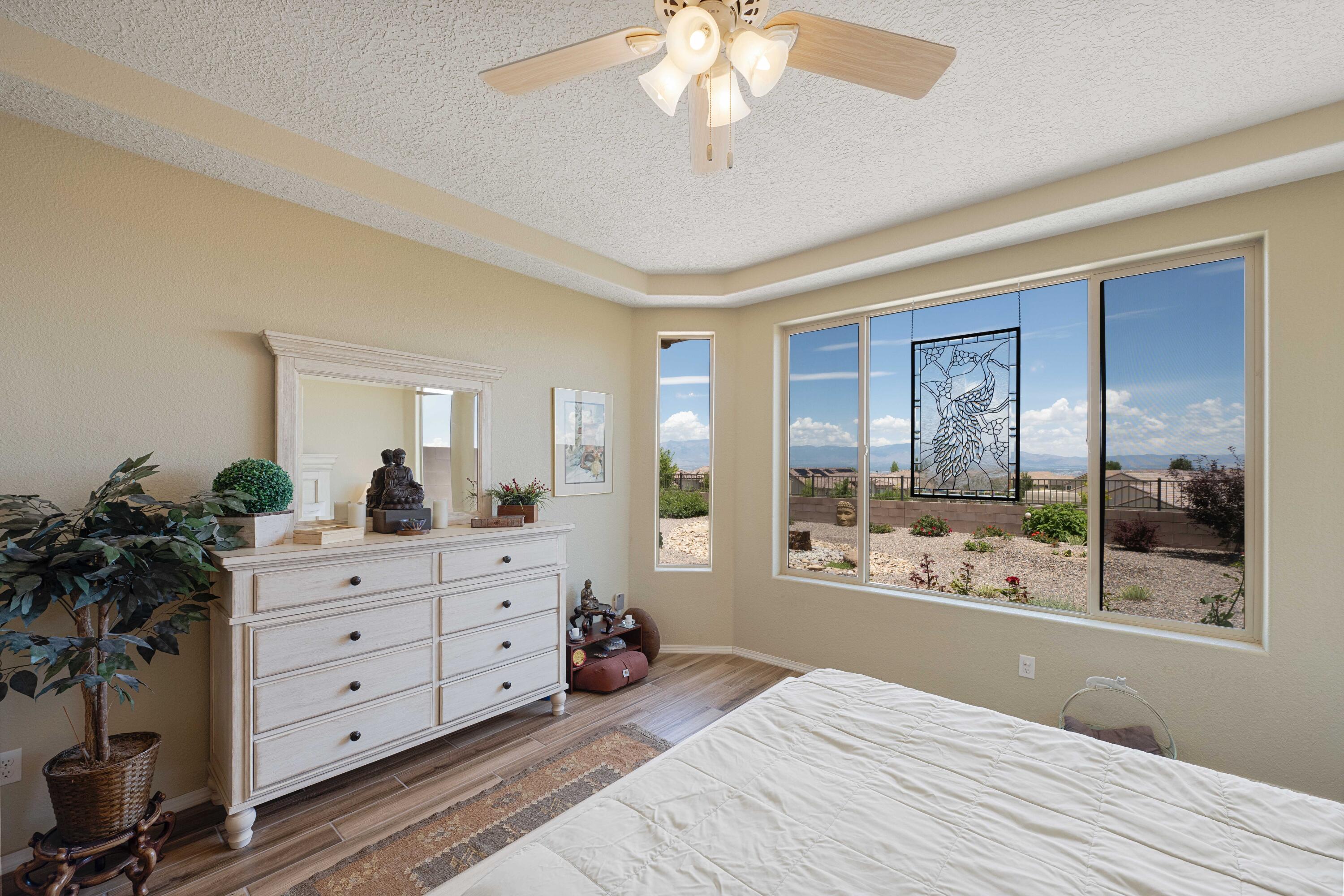 2120 CAVE CREEK Lane NW