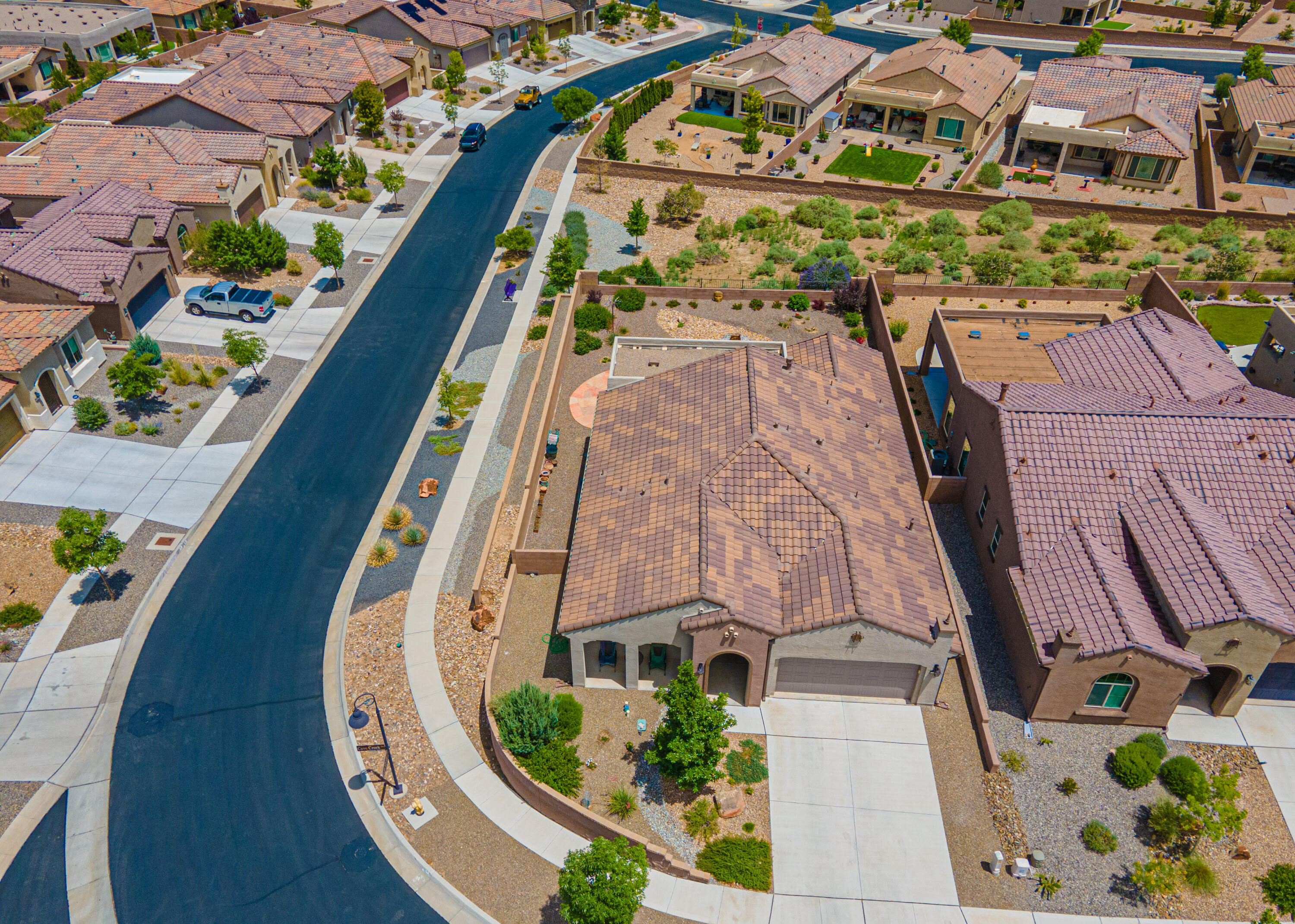 2120 CAVE CREEK Lane NW