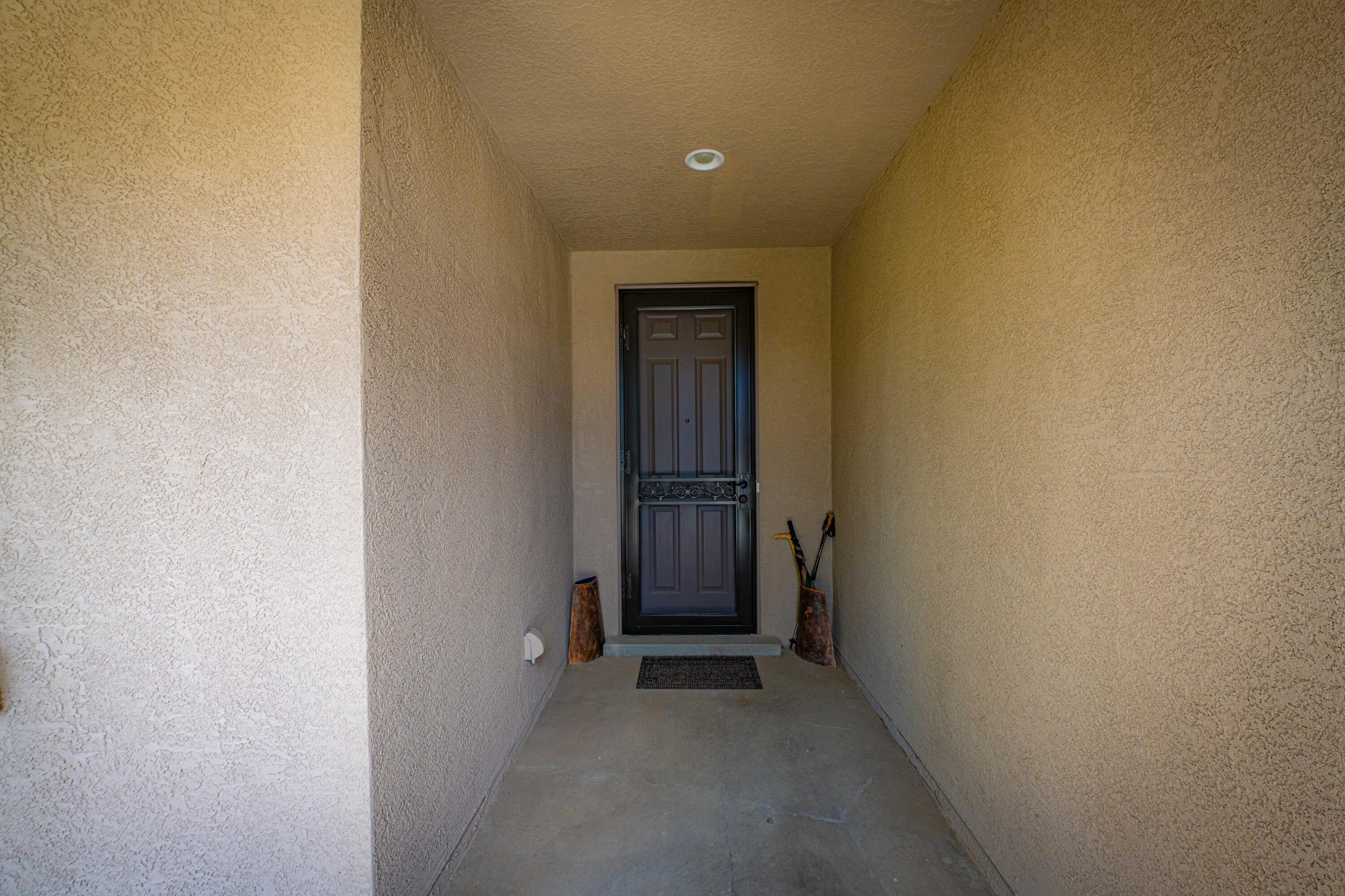 2120 CAVE CREEK Lane NW