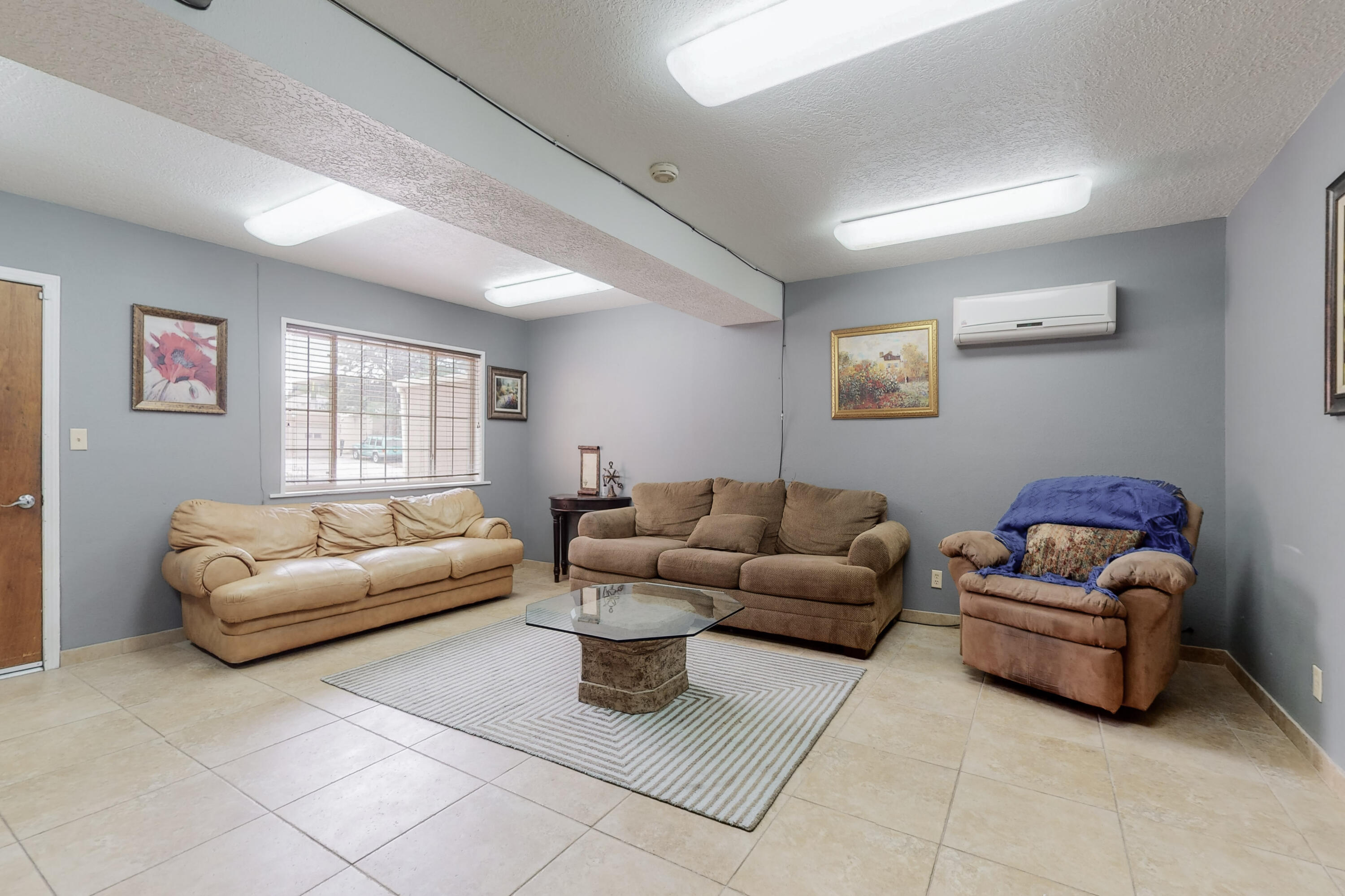 2413 CAGUA Drive NE