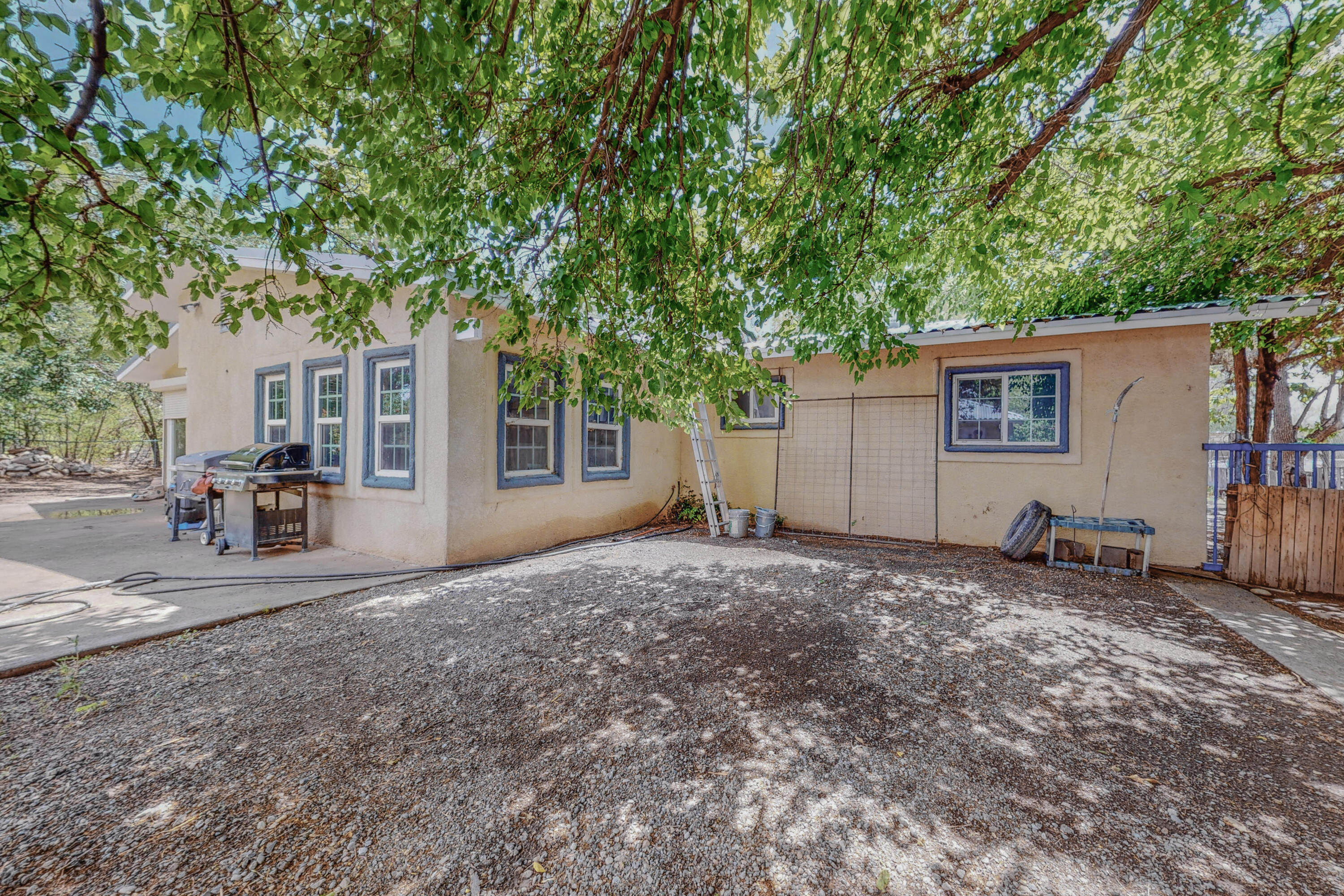 1208 Mechenbier Lane SW