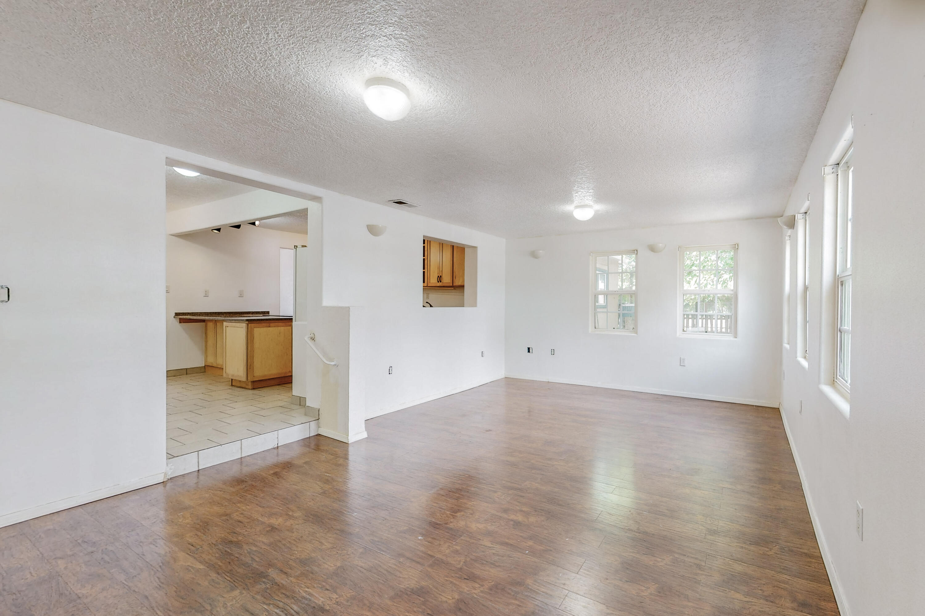 1208 Mechenbier Lane SW