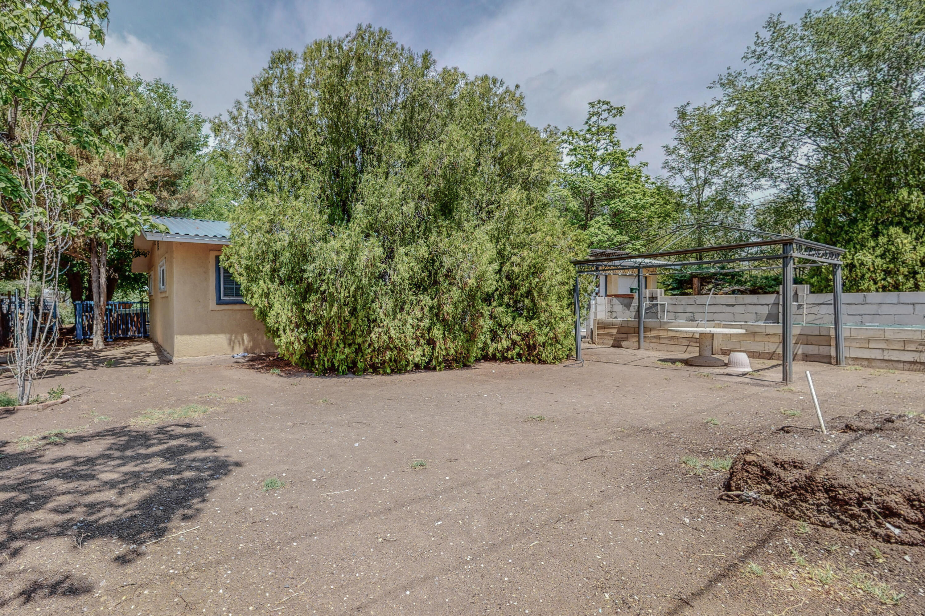 1208 Mechenbier Lane SW