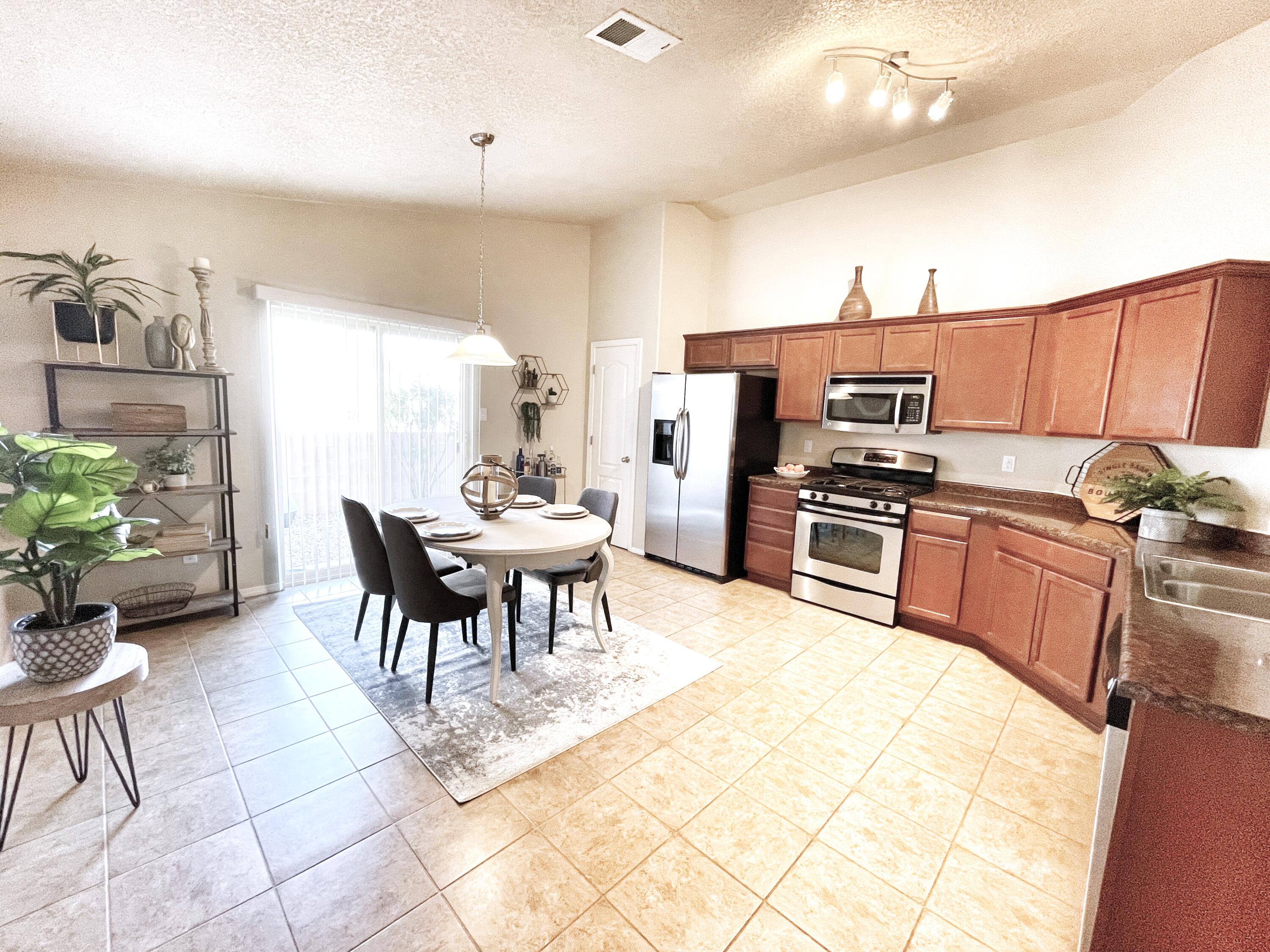 820 PALO DURO Drive NE