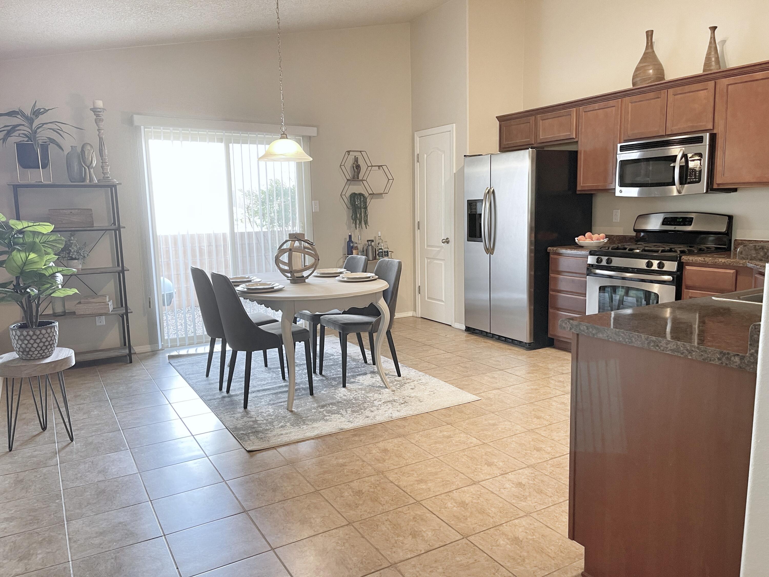 820 PALO DURO Drive NE