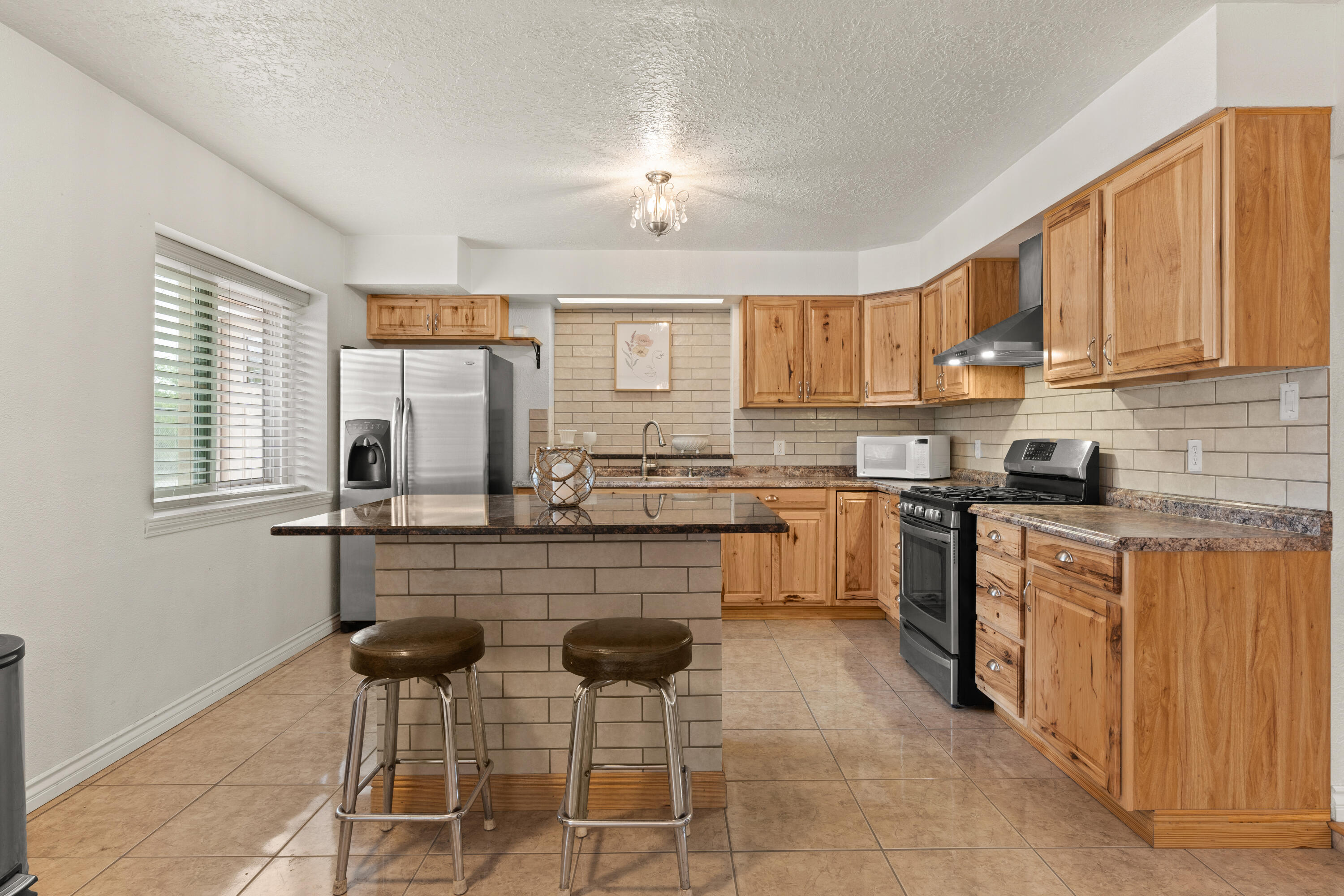 2130 LA VEGA Drive SW