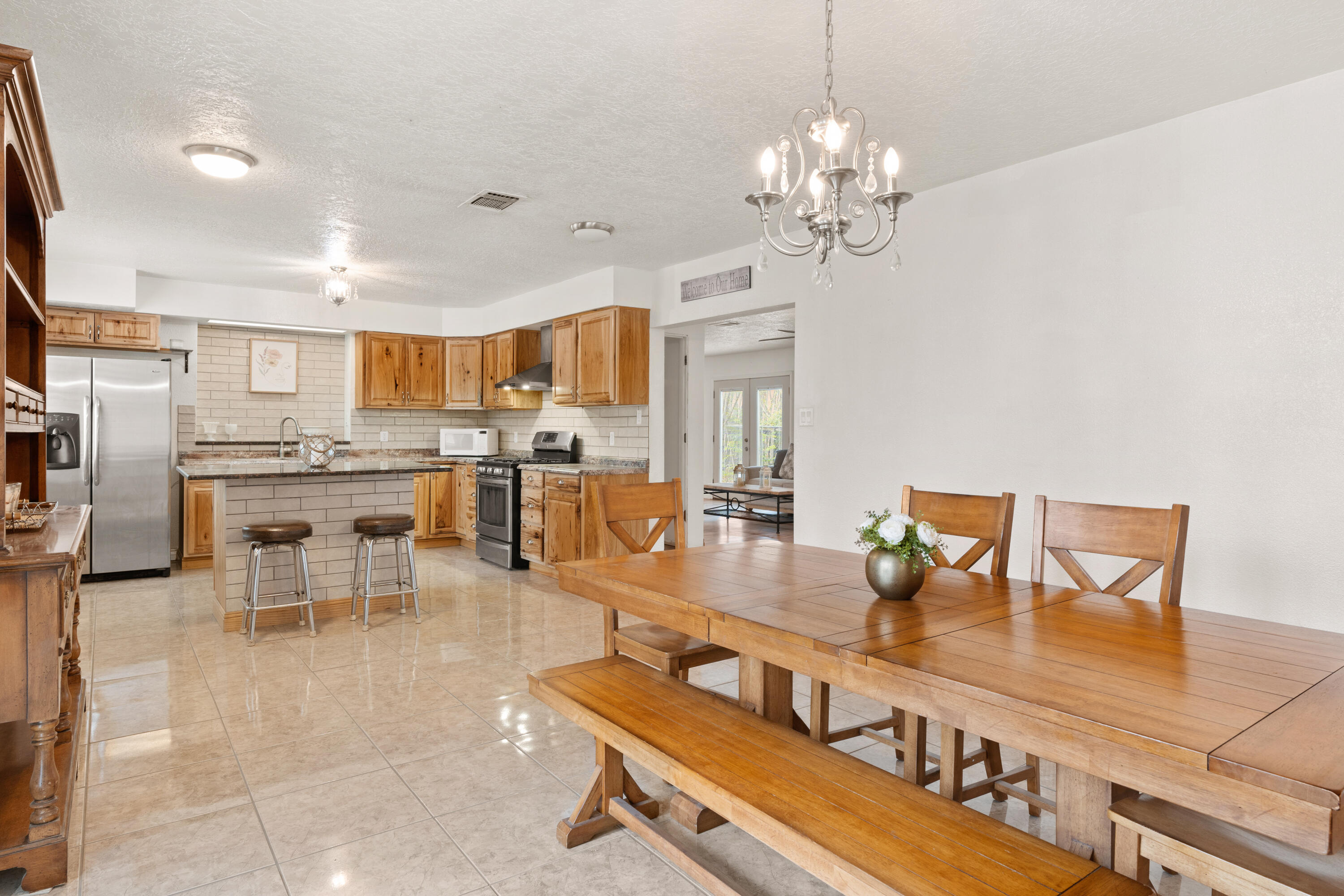 2130 LA VEGA Drive SW