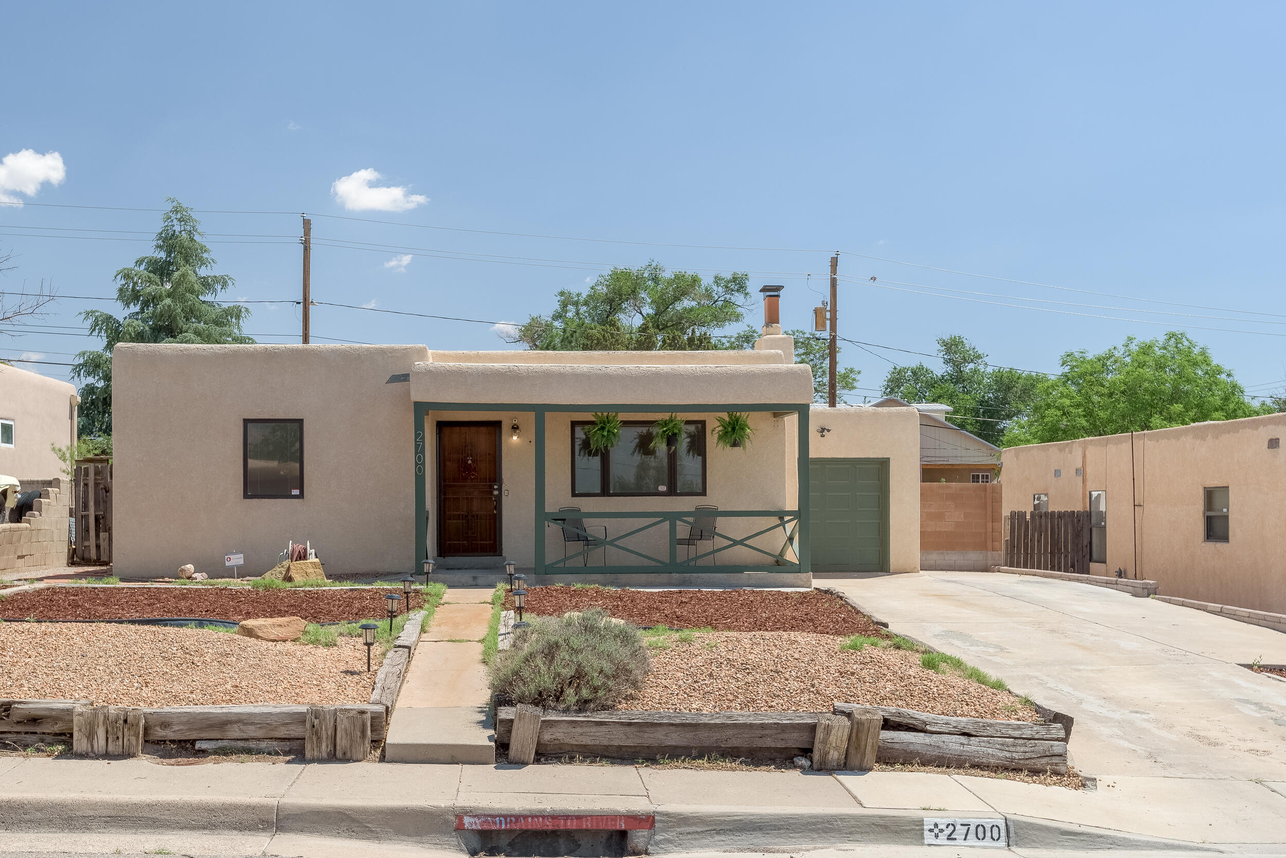 2700 KATHRYN Avenue SE