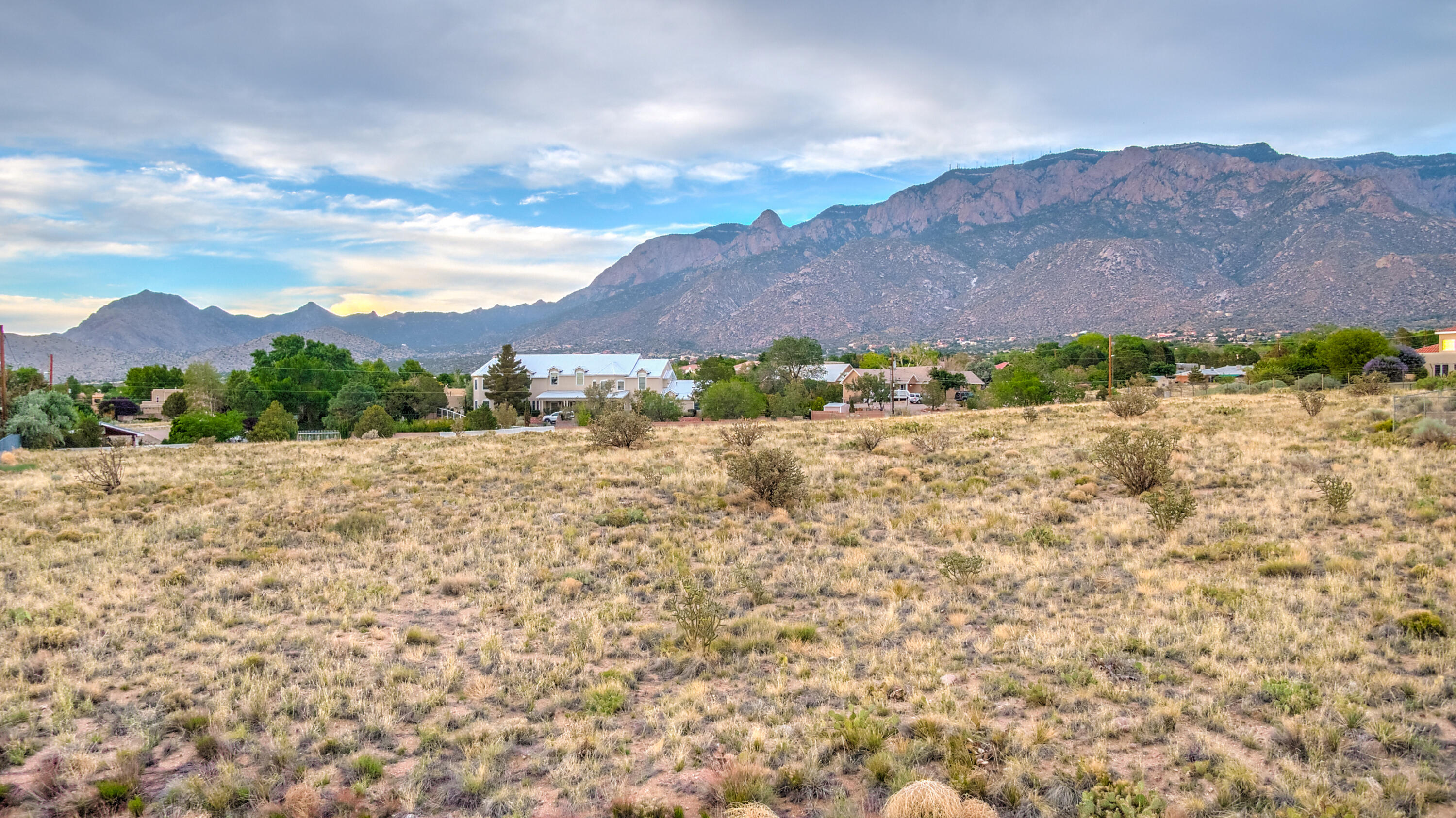 Lot 7 CARMEL Avenue NE