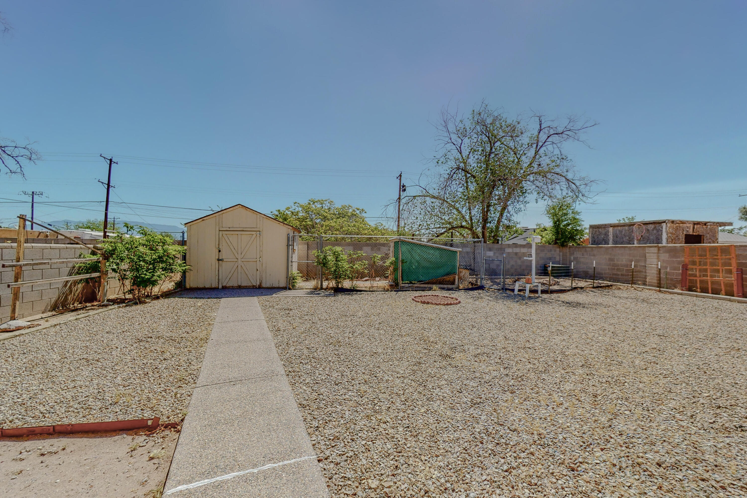 1212 Dolores Drive NW