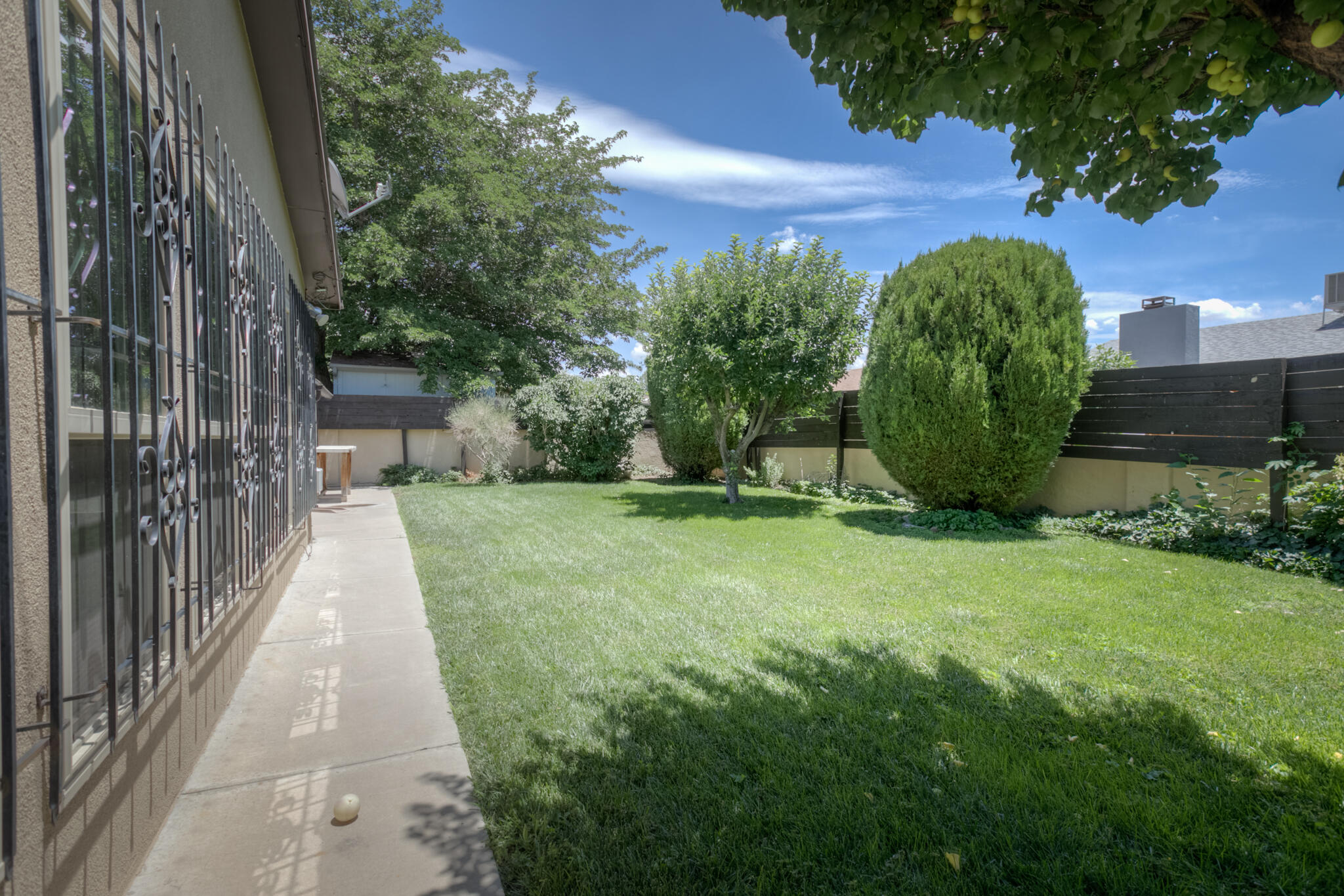 7010 LUELLA ANNE Drive NE
