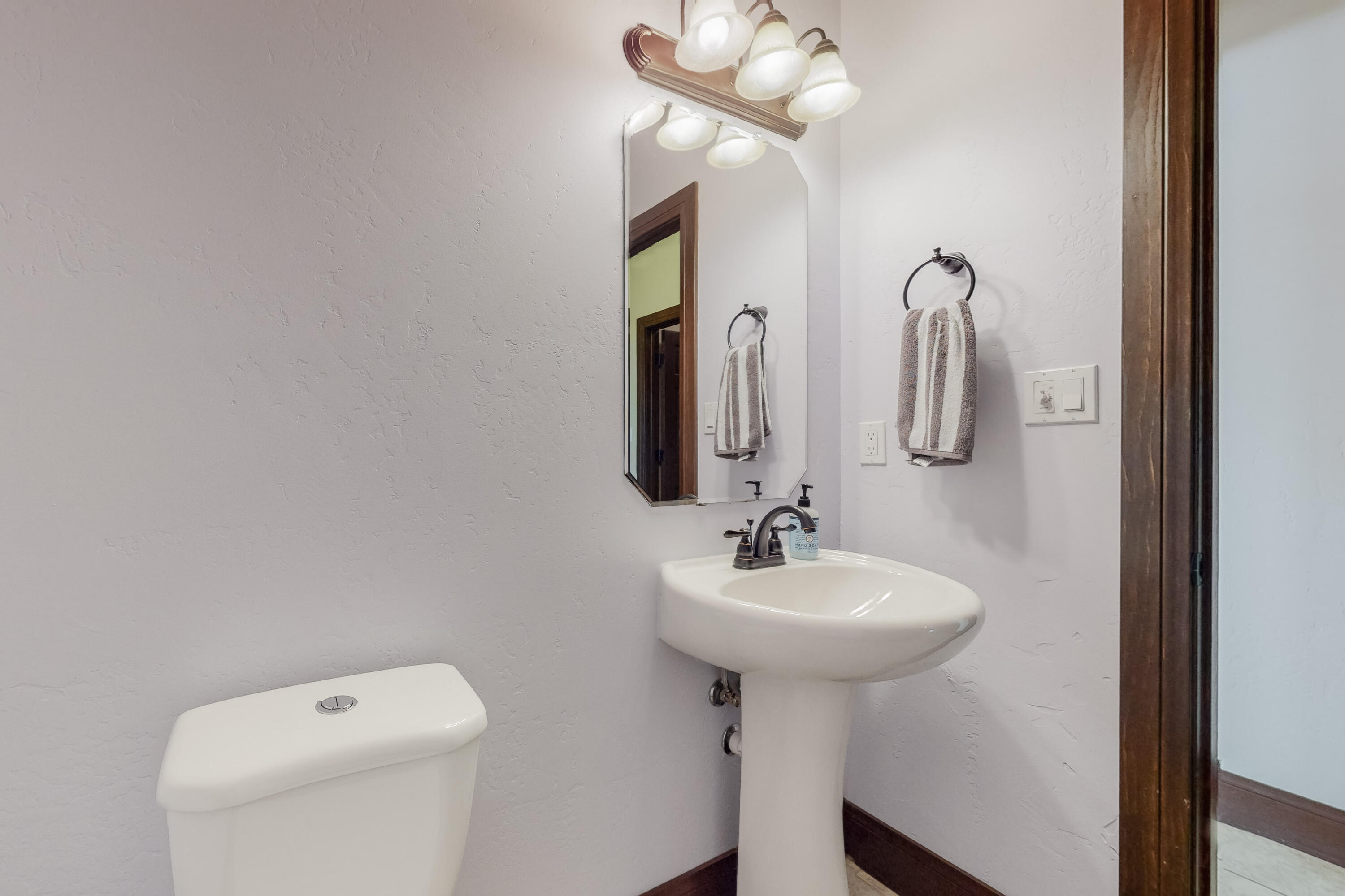 2825 REDONDO SANTA FE NE