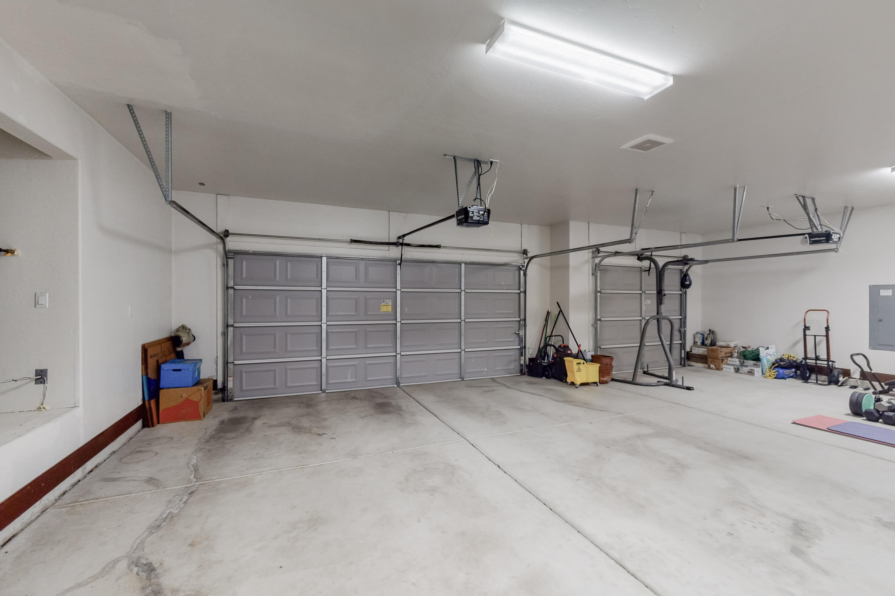2825 REDONDO SANTA FE NE