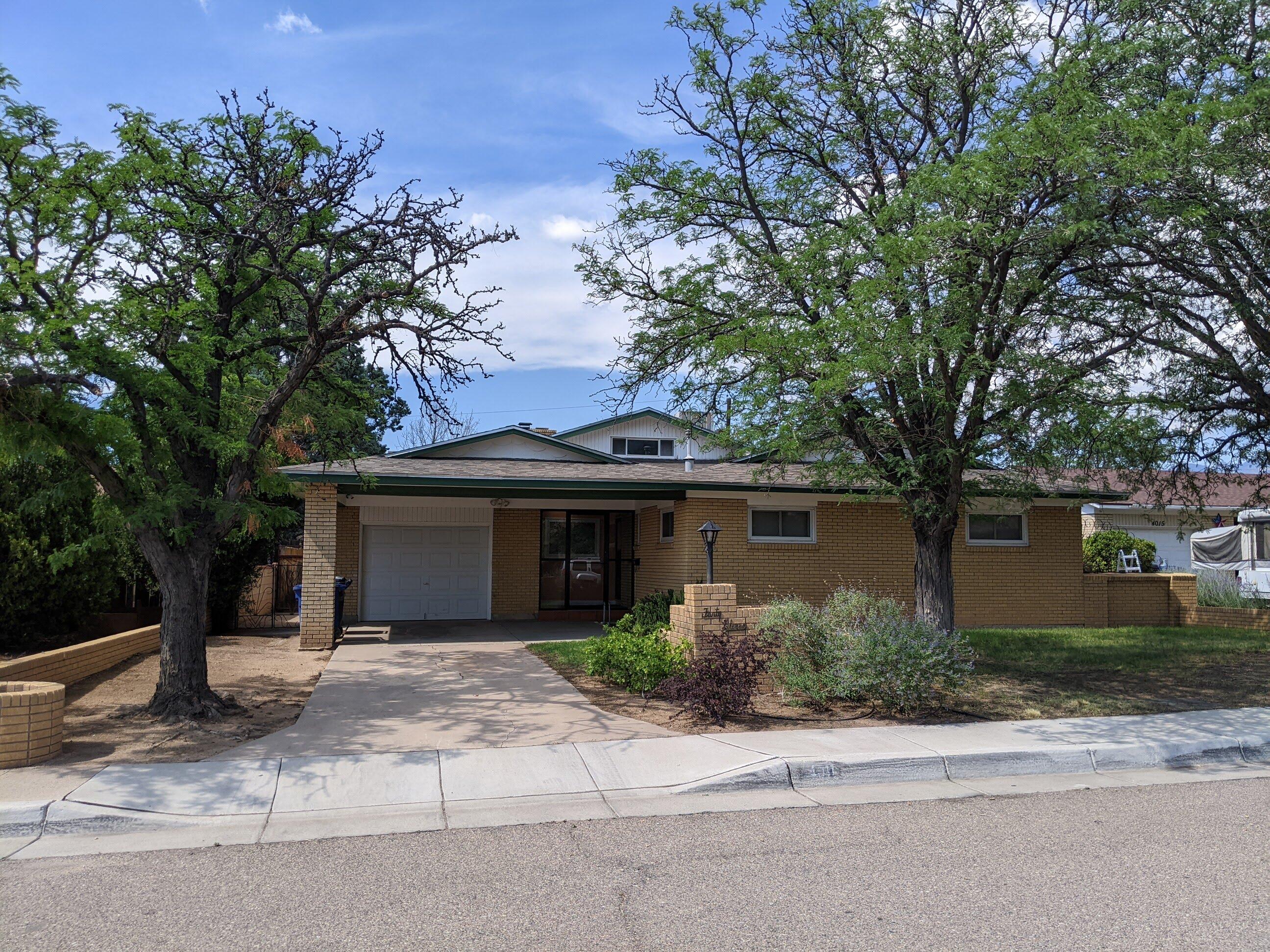 4011 SAN ANDRES Avenue NE