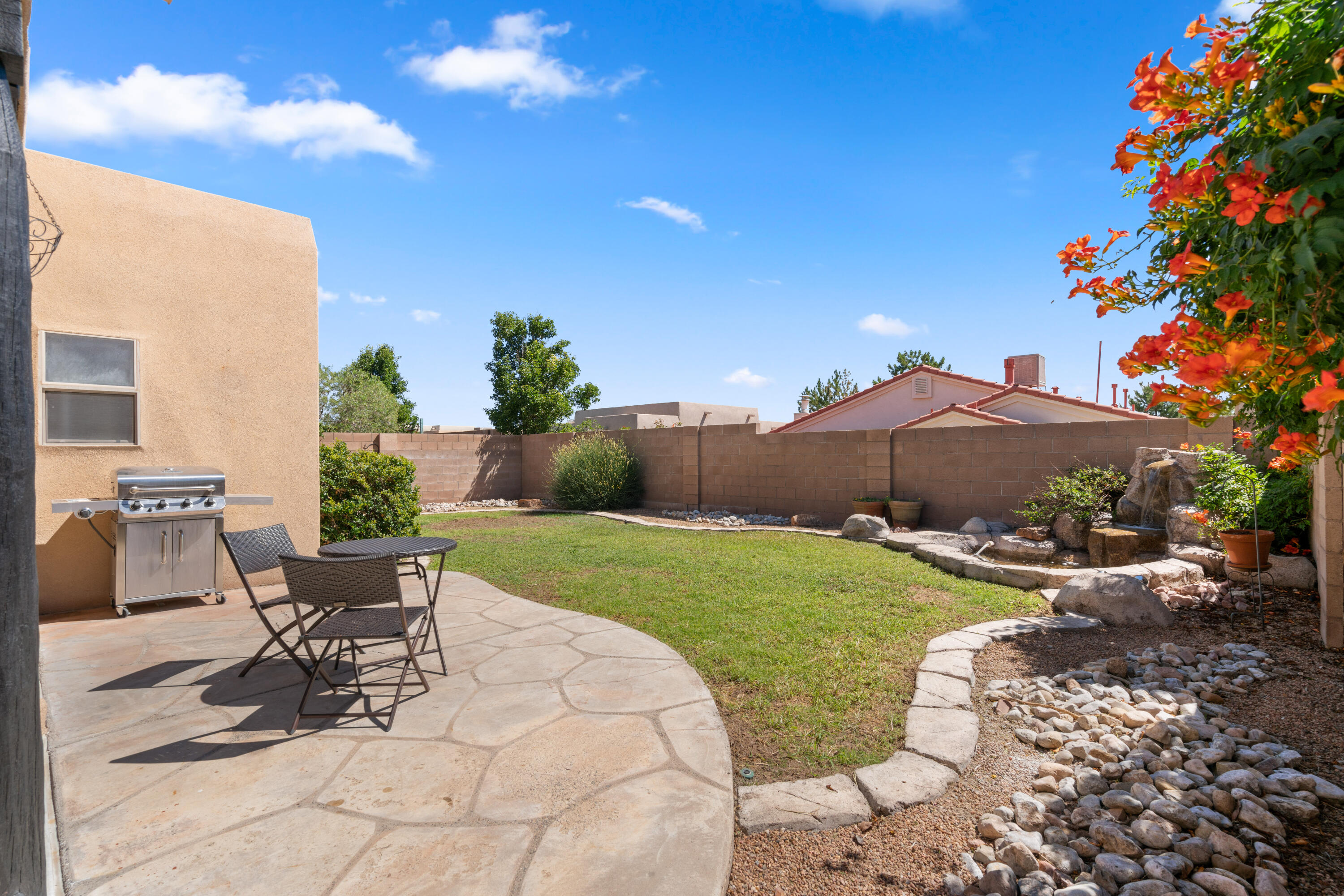 9708 CANELO Court NW