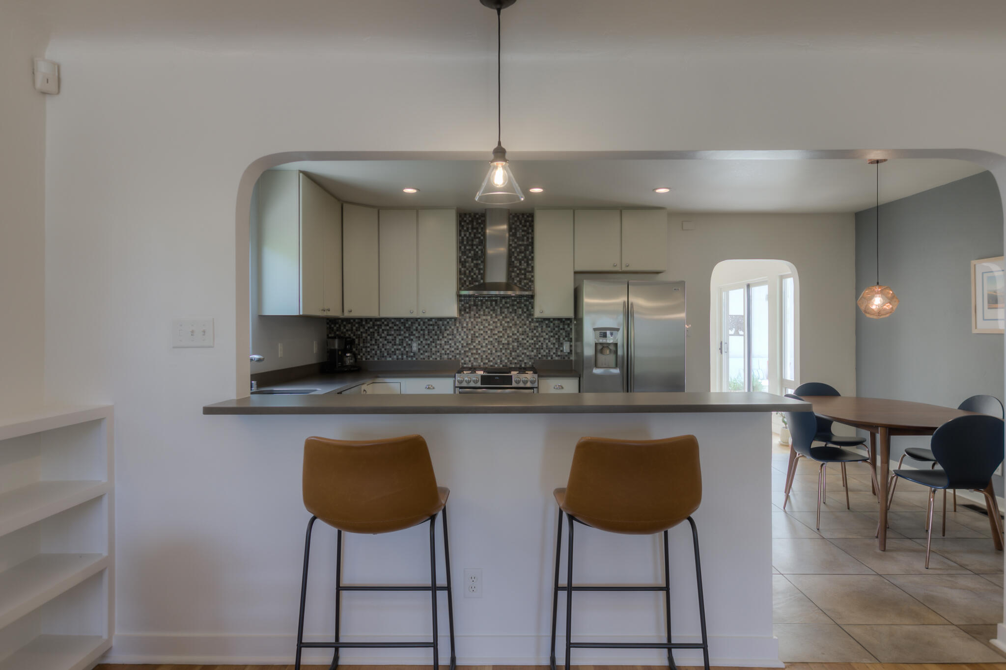 544 Solano Drive NE