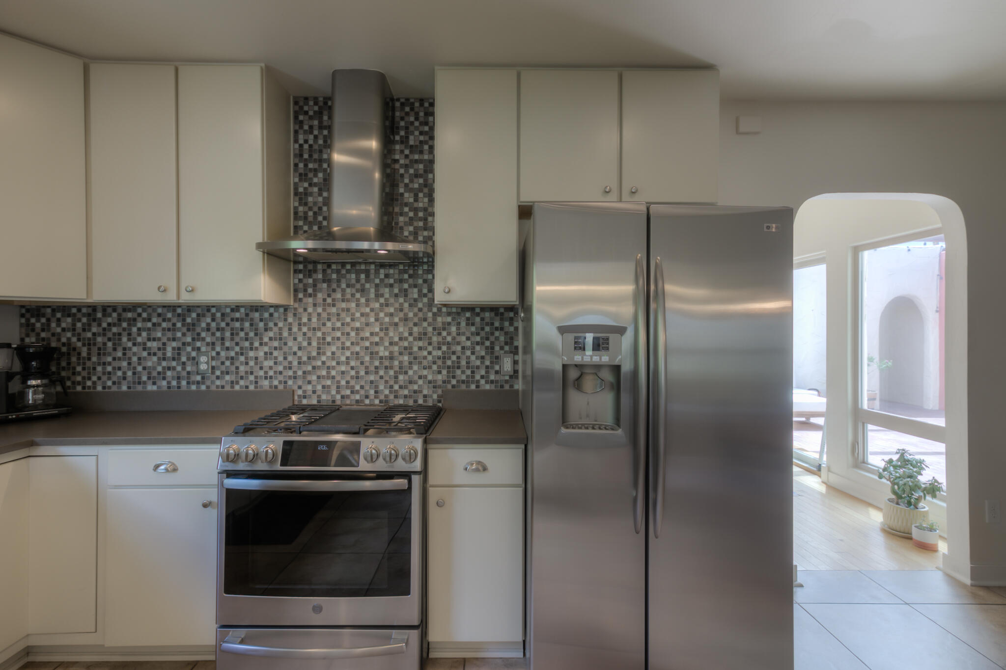 544 Solano Drive NE