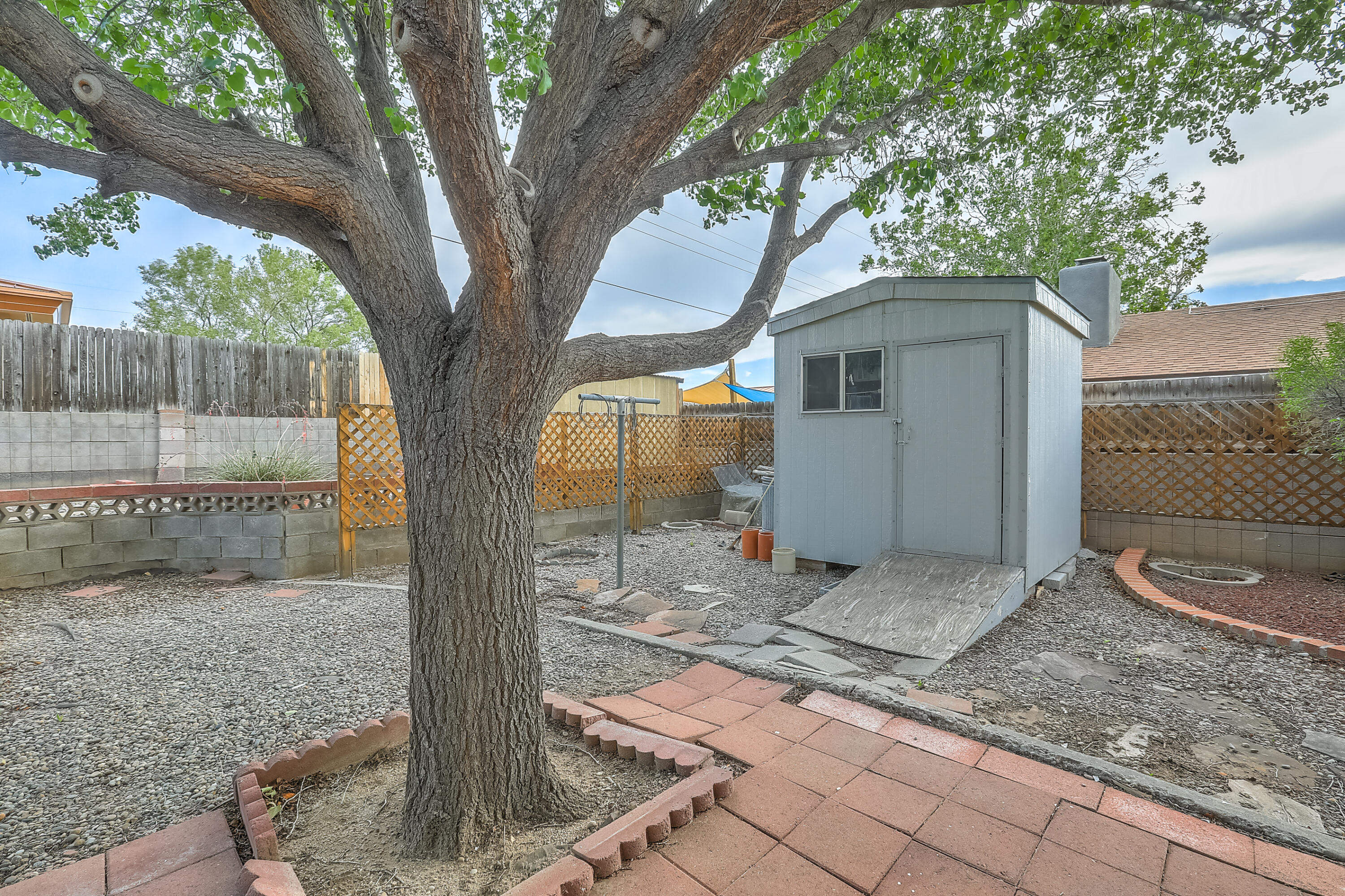 9230 Lagrima De Oro Road NE