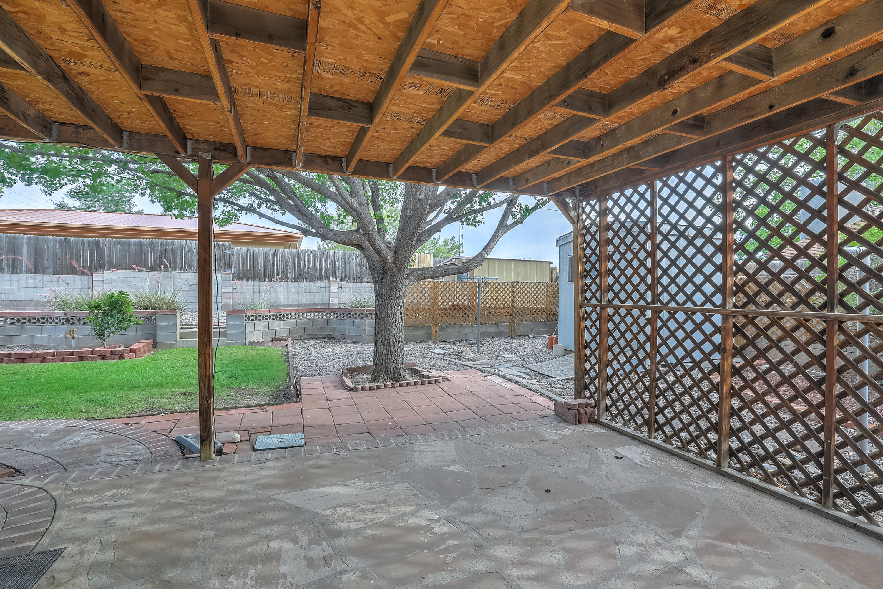 9230 Lagrima De Oro Road NE