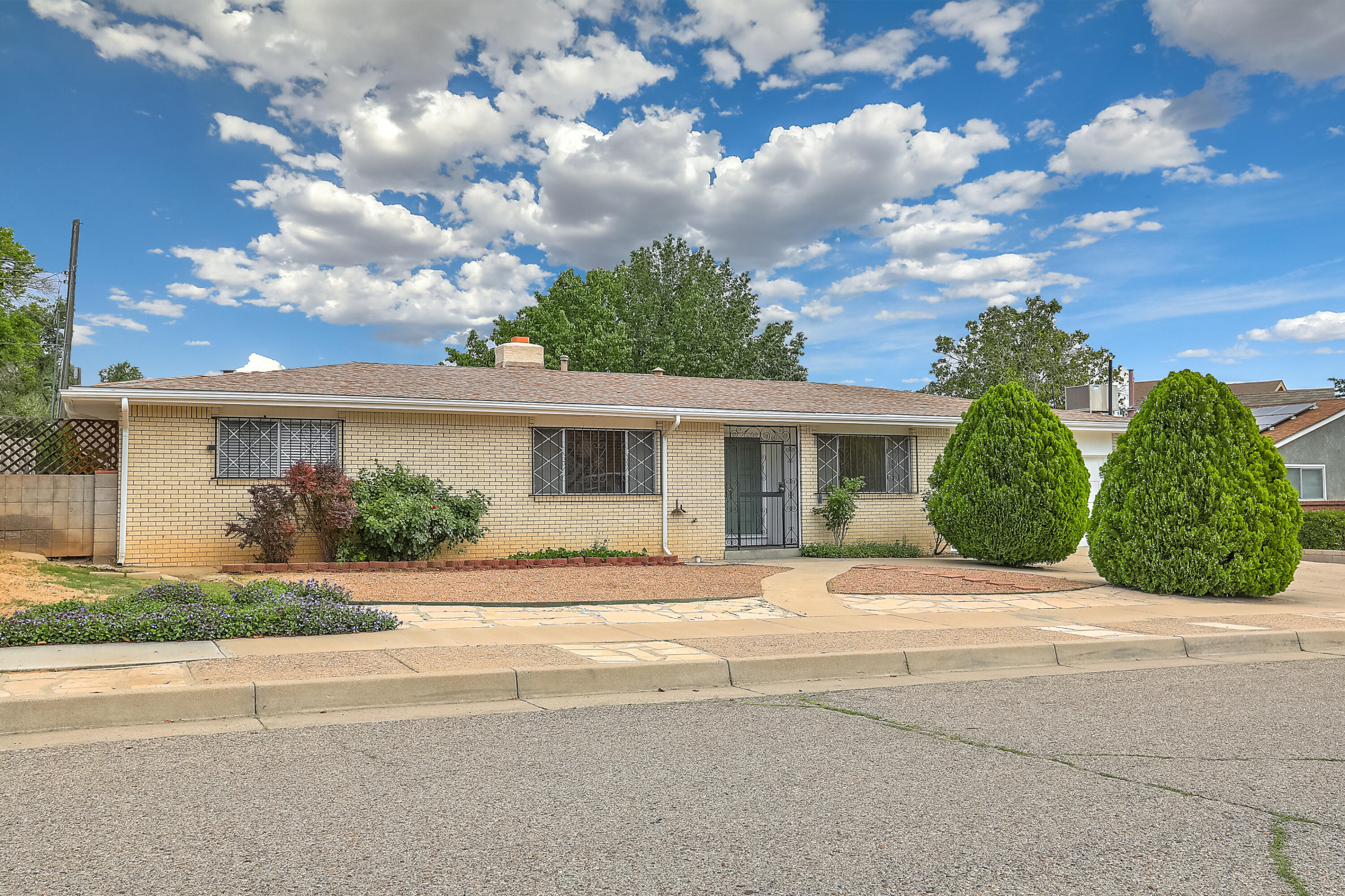 9230 Lagrima De Oro Road NE