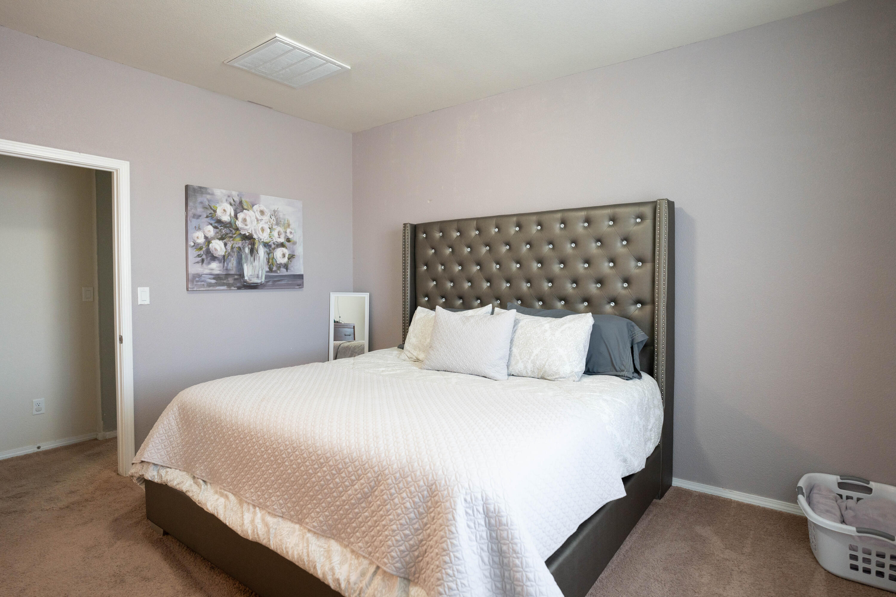 3000 Pauza Drive SW
