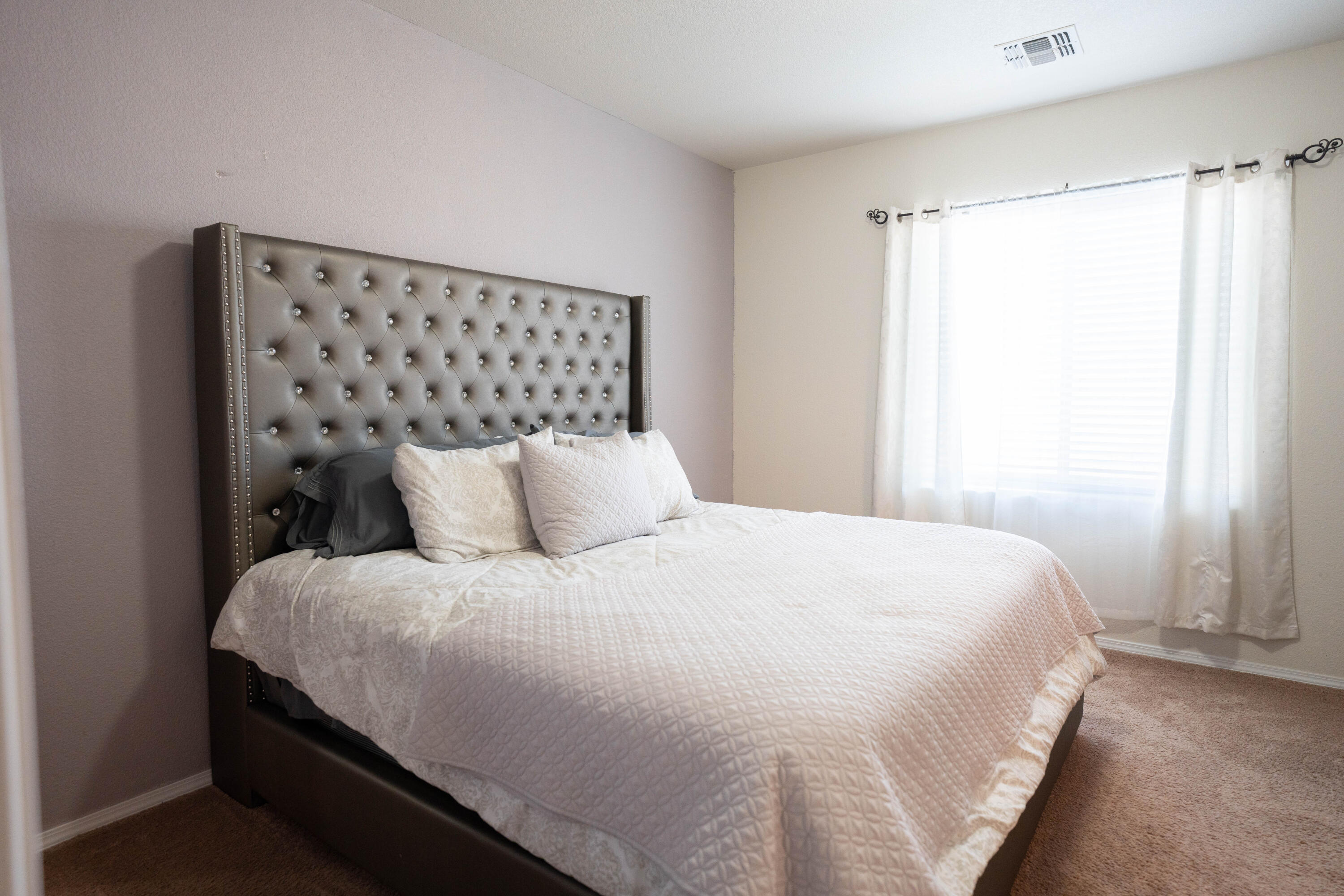3000 Pauza Drive SW