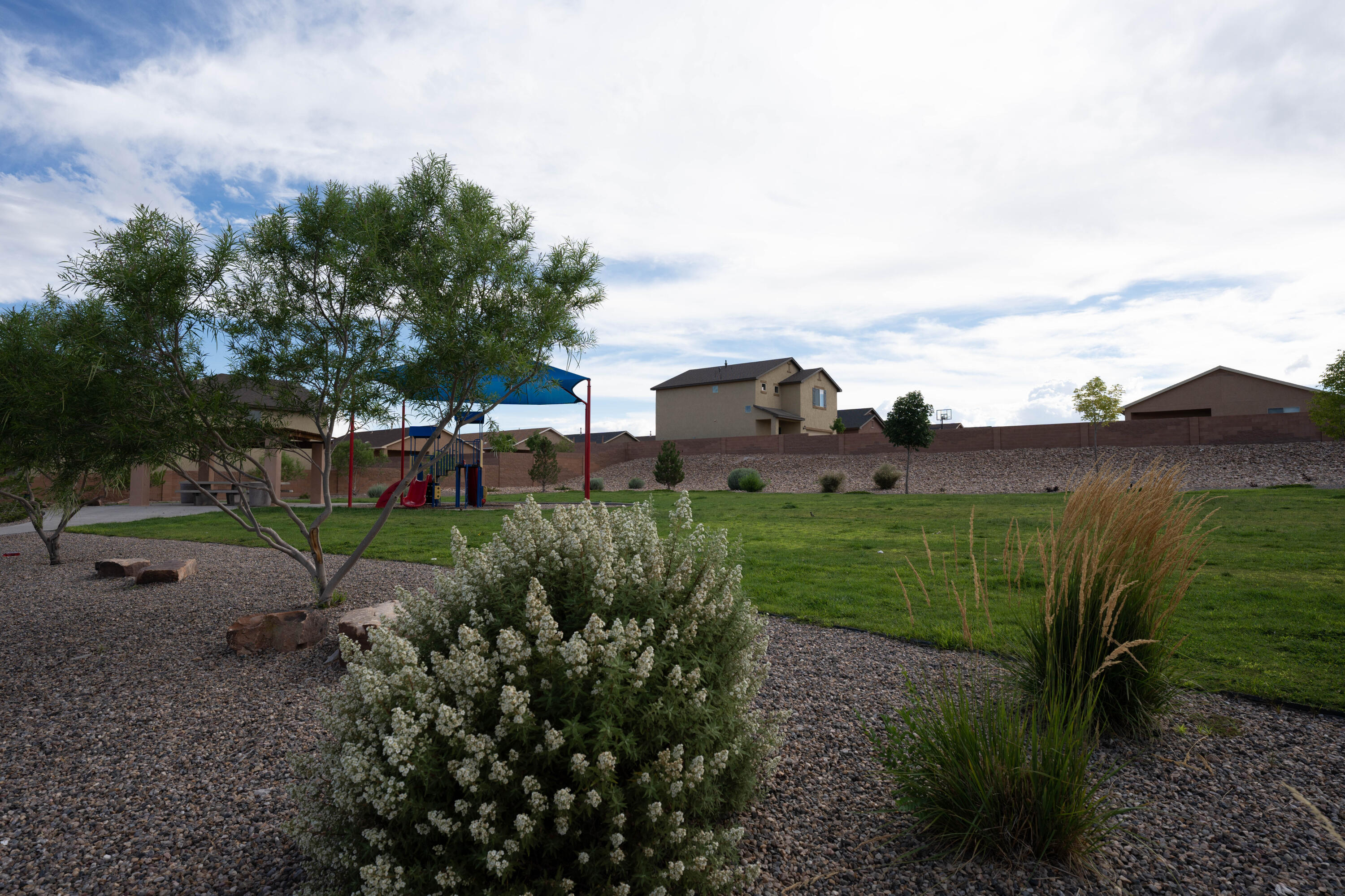 3000 Pauza Drive SW