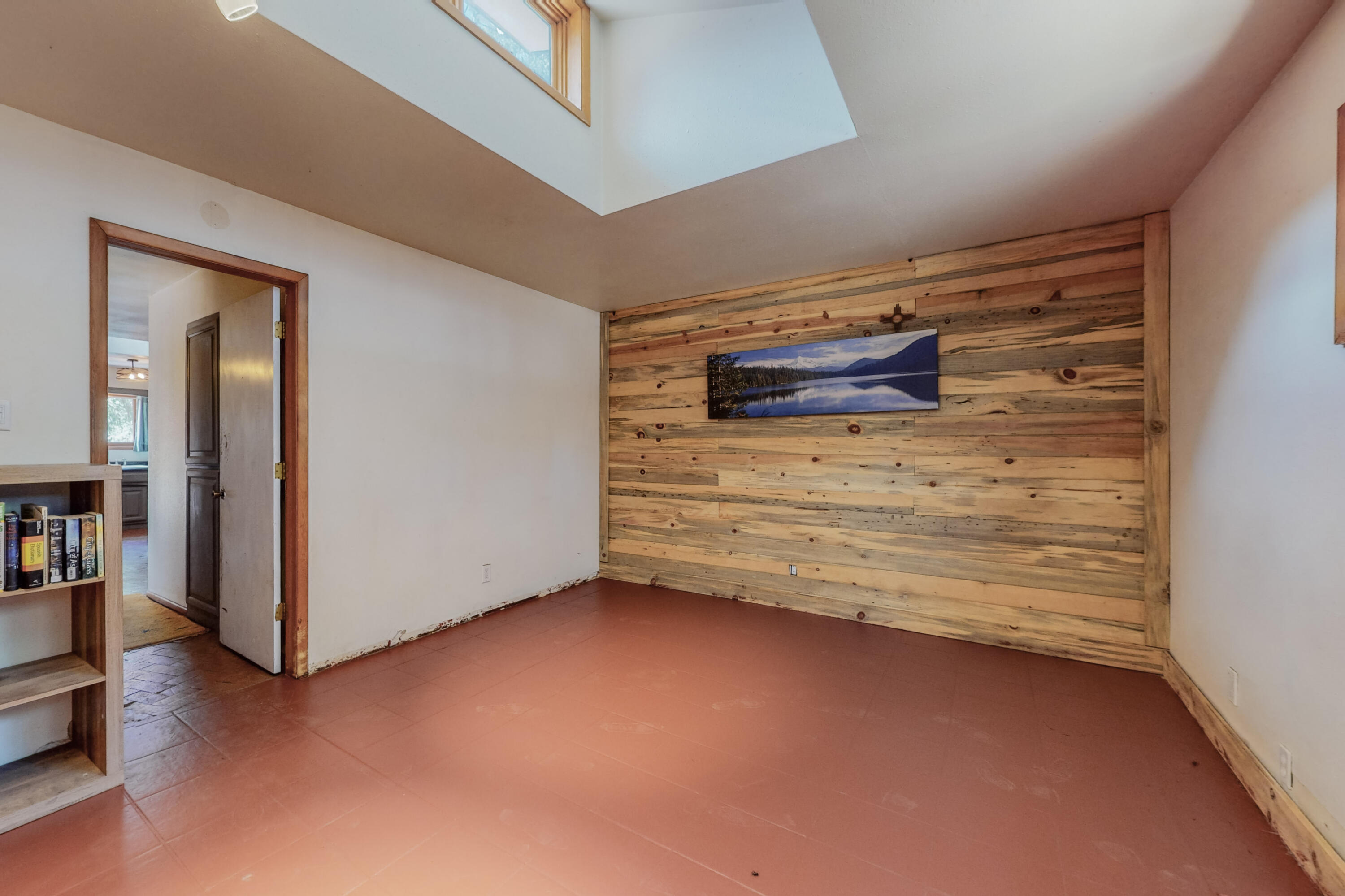 207 Woodpecker Court