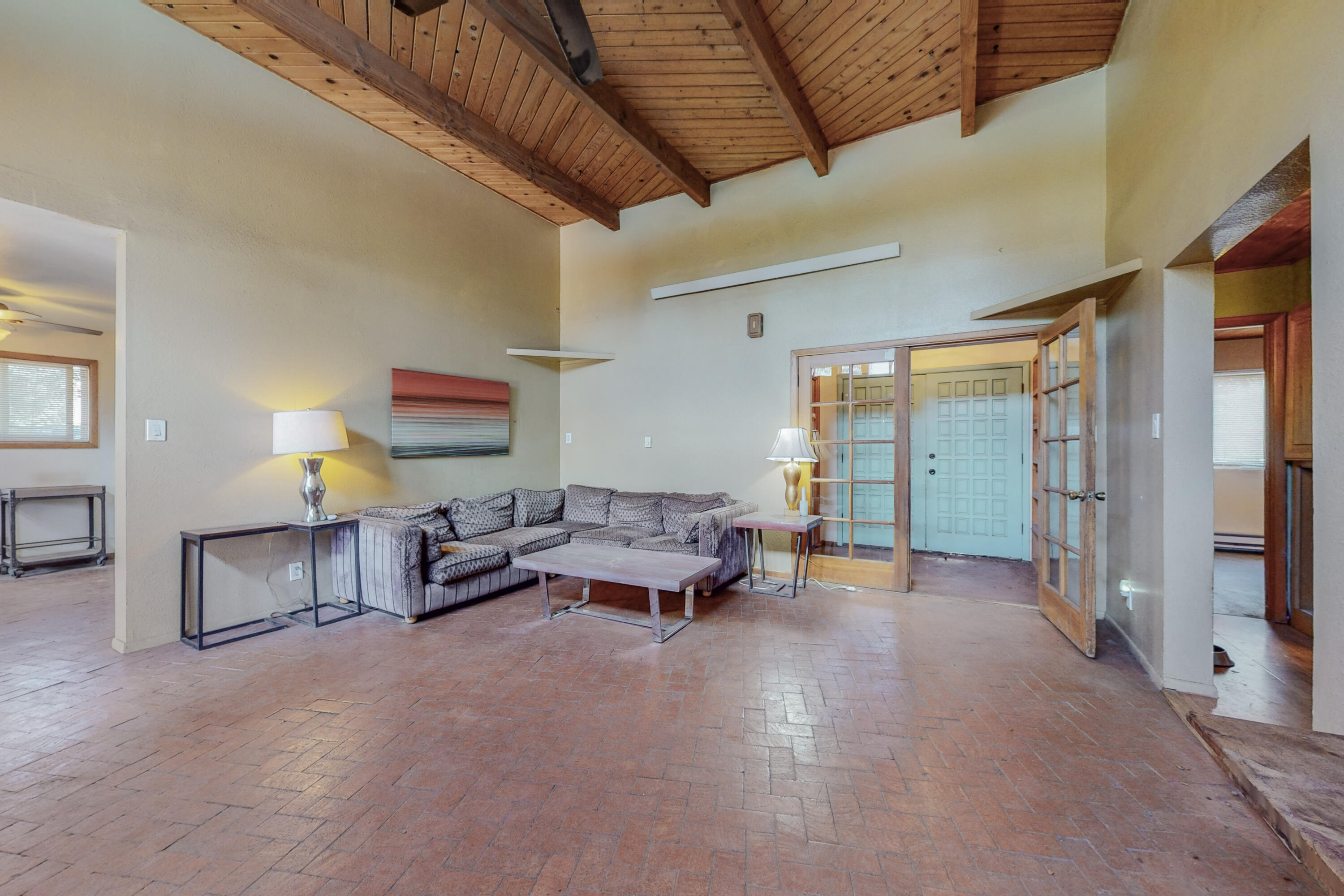 207 Woodpecker Court