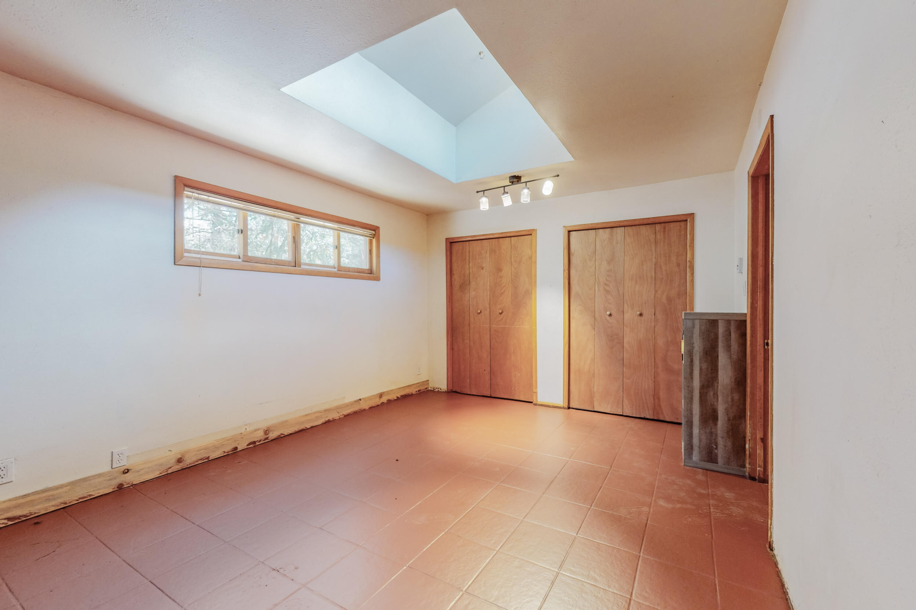 207 Woodpecker Court