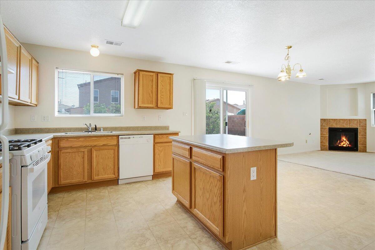 9404 OTERO MESA Road SW