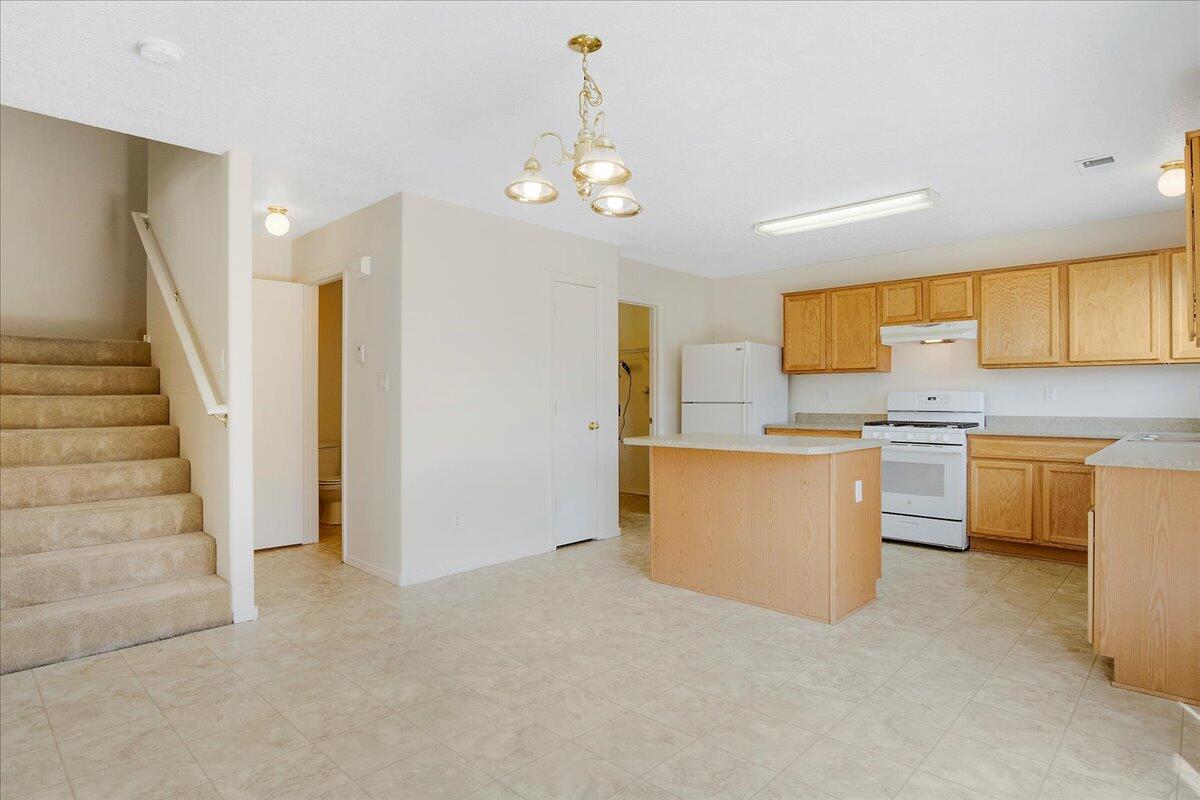 9404 OTERO MESA Road SW