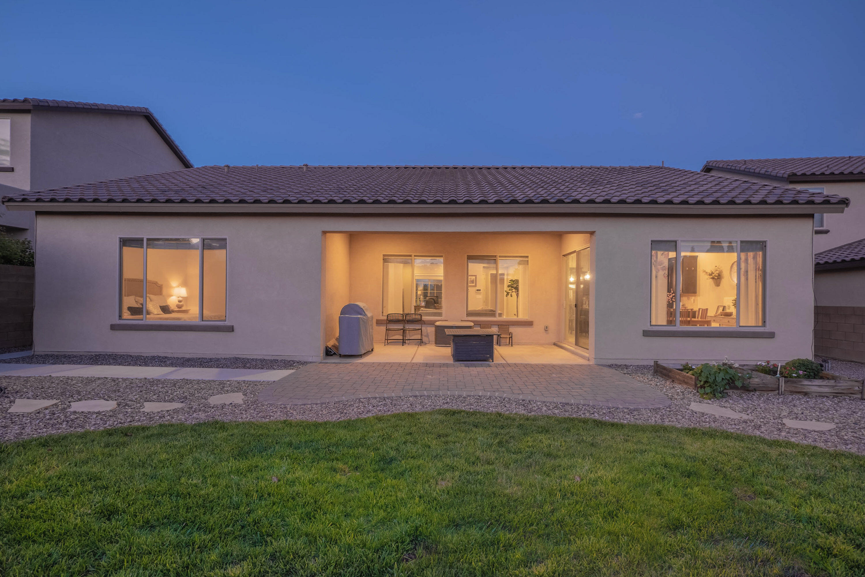 703 Vista Este Trail NE