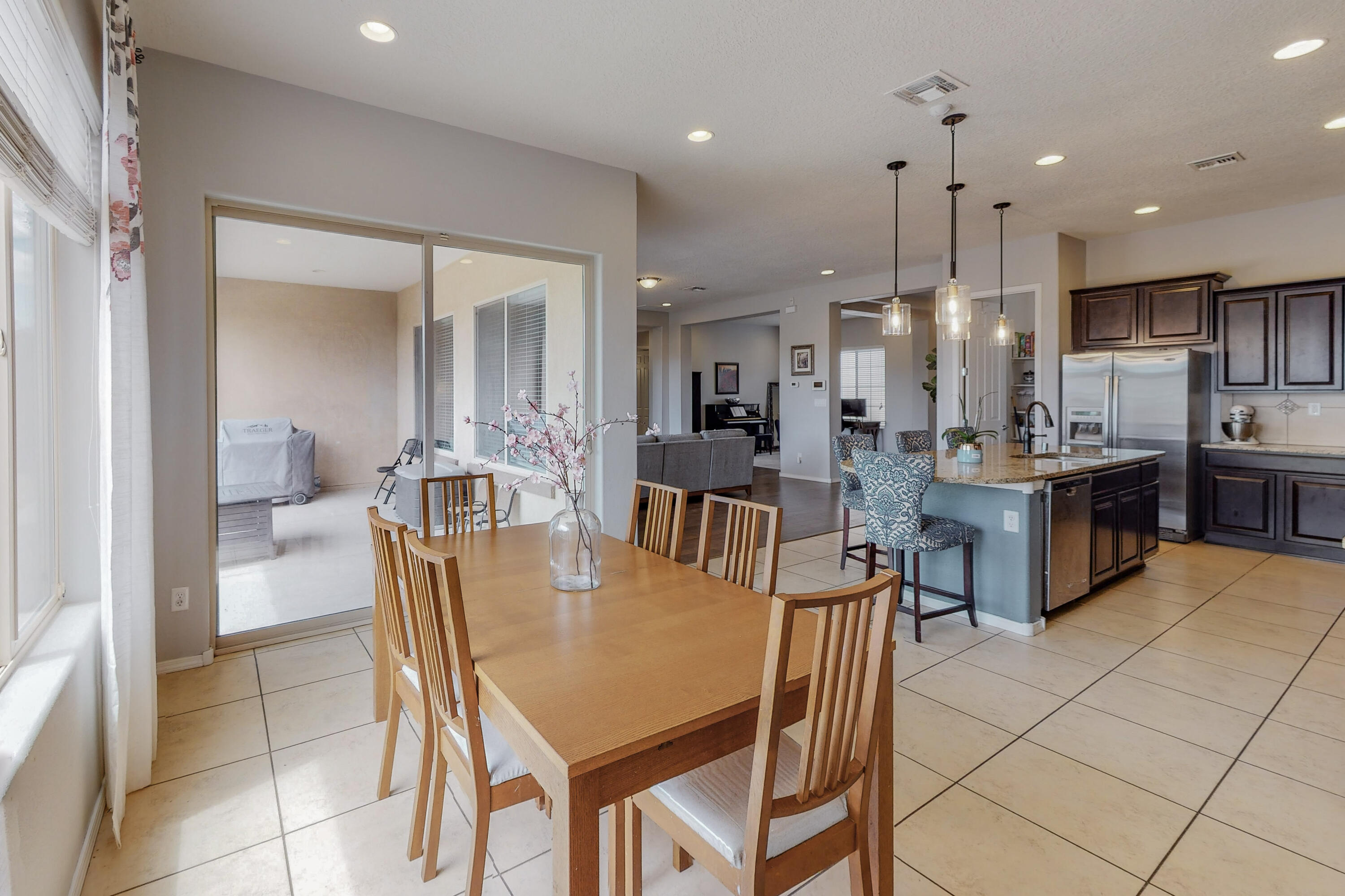 703 Vista Este Trail NE