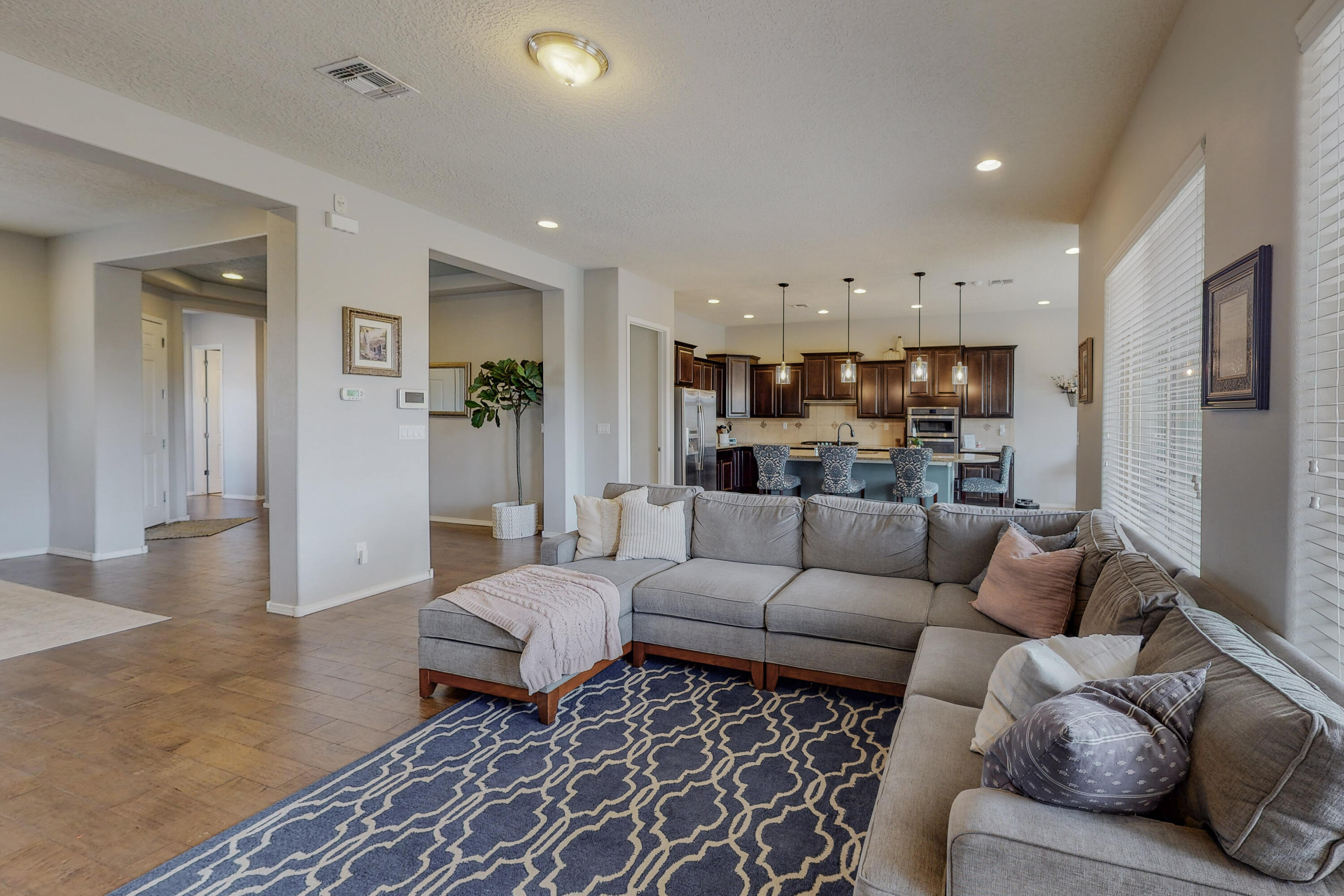 703 Vista Este Trail NE