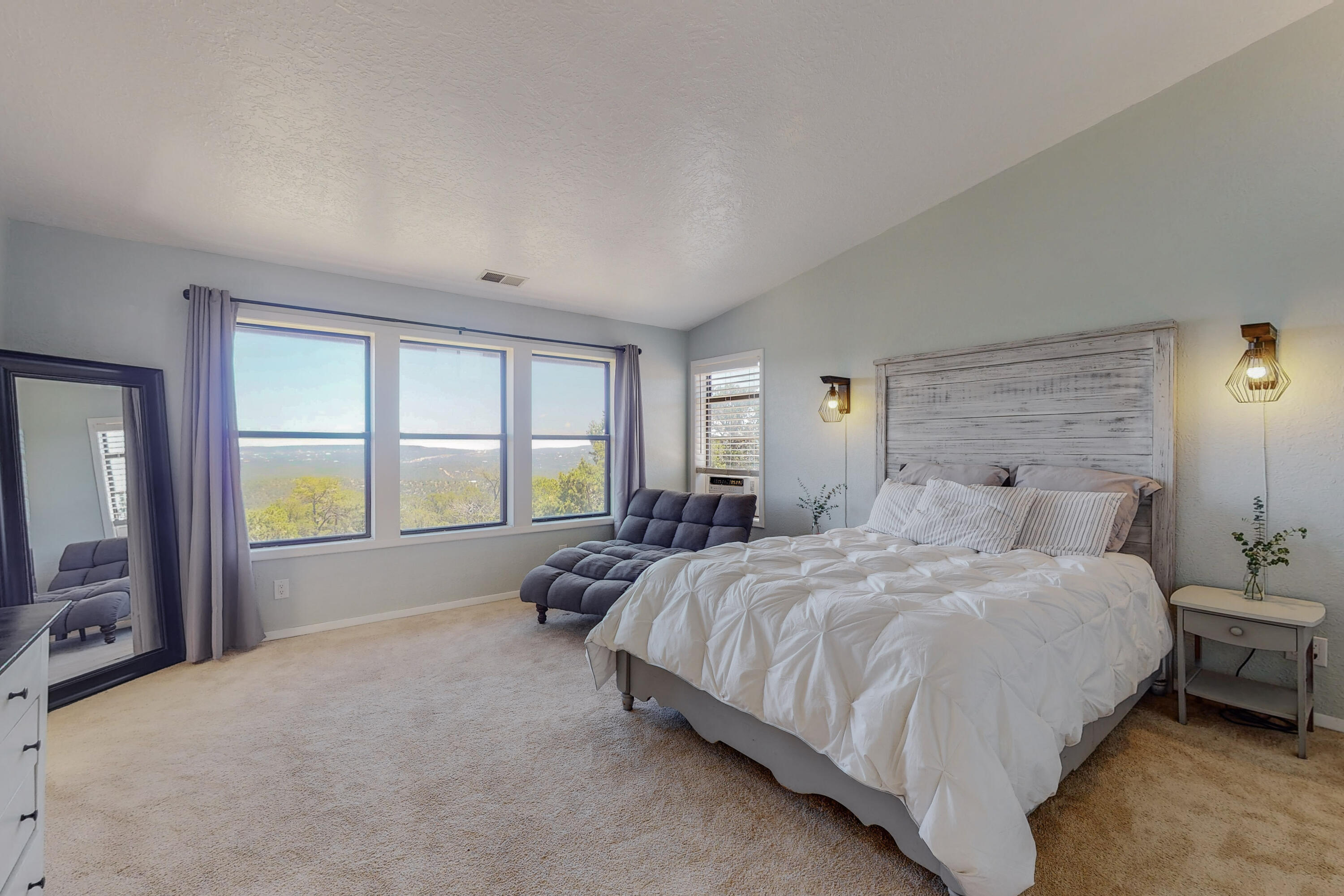 8 HIGH COUNTRY Drive