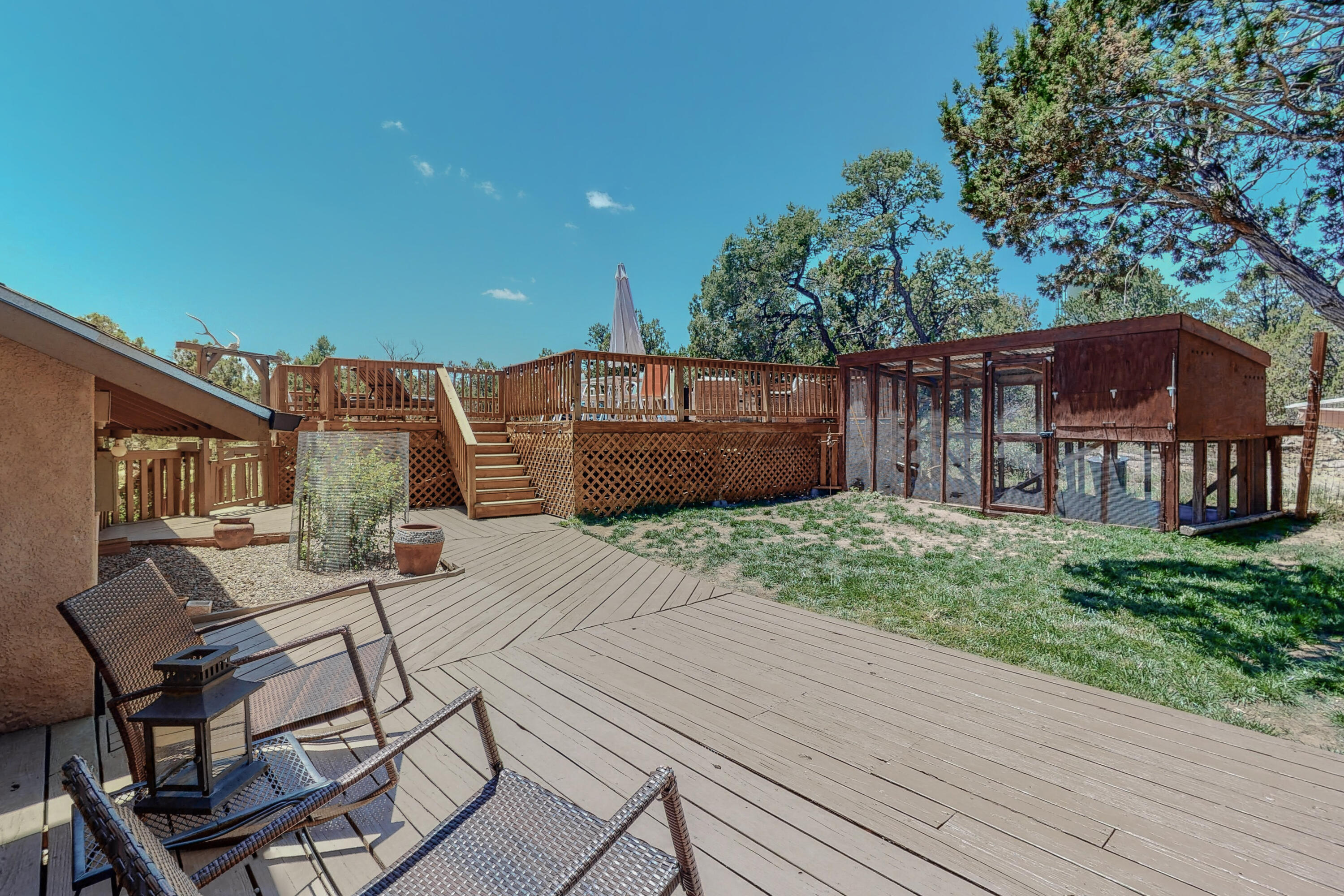 8 HIGH COUNTRY Drive
