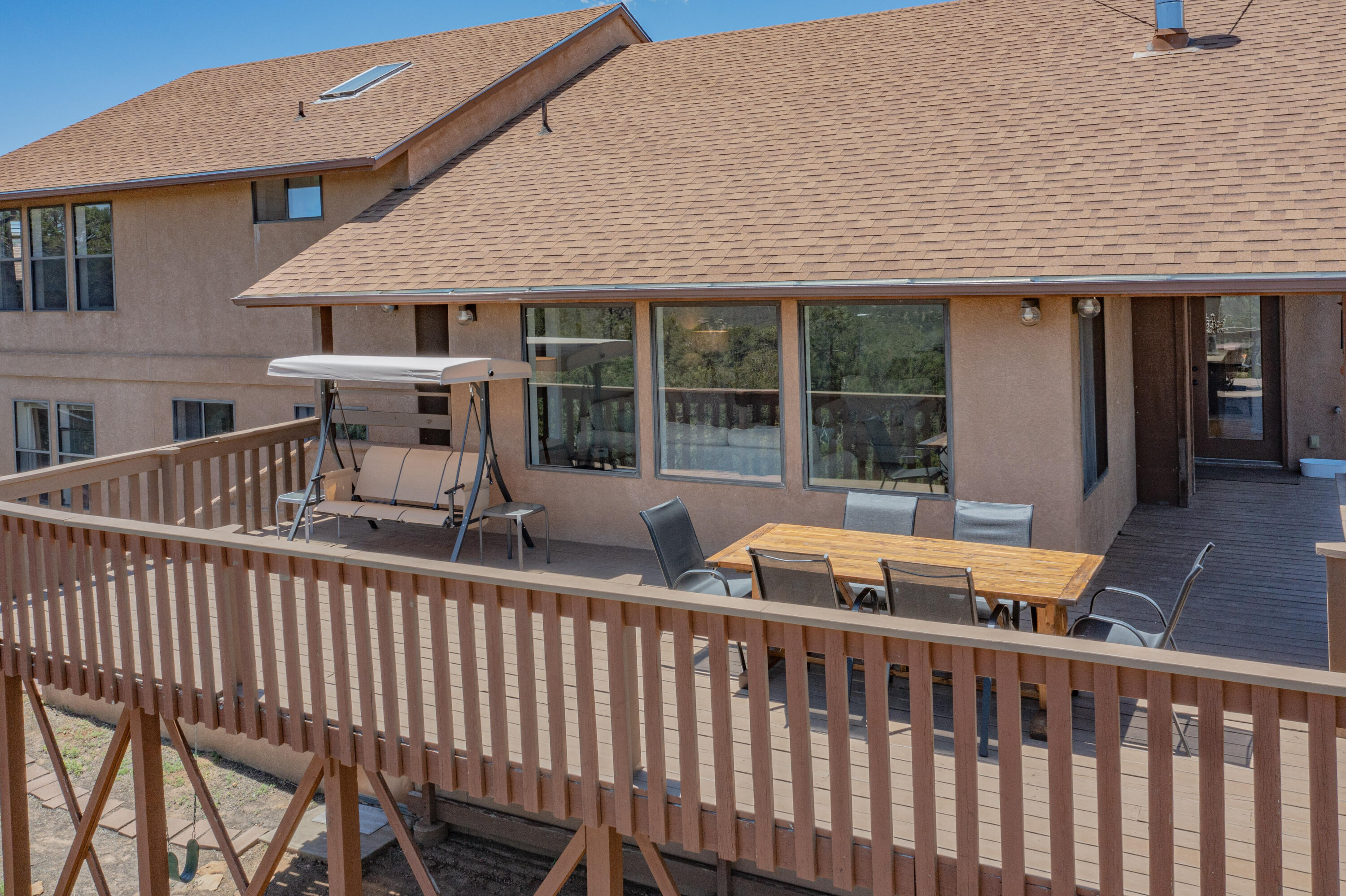 8 HIGH COUNTRY Drive