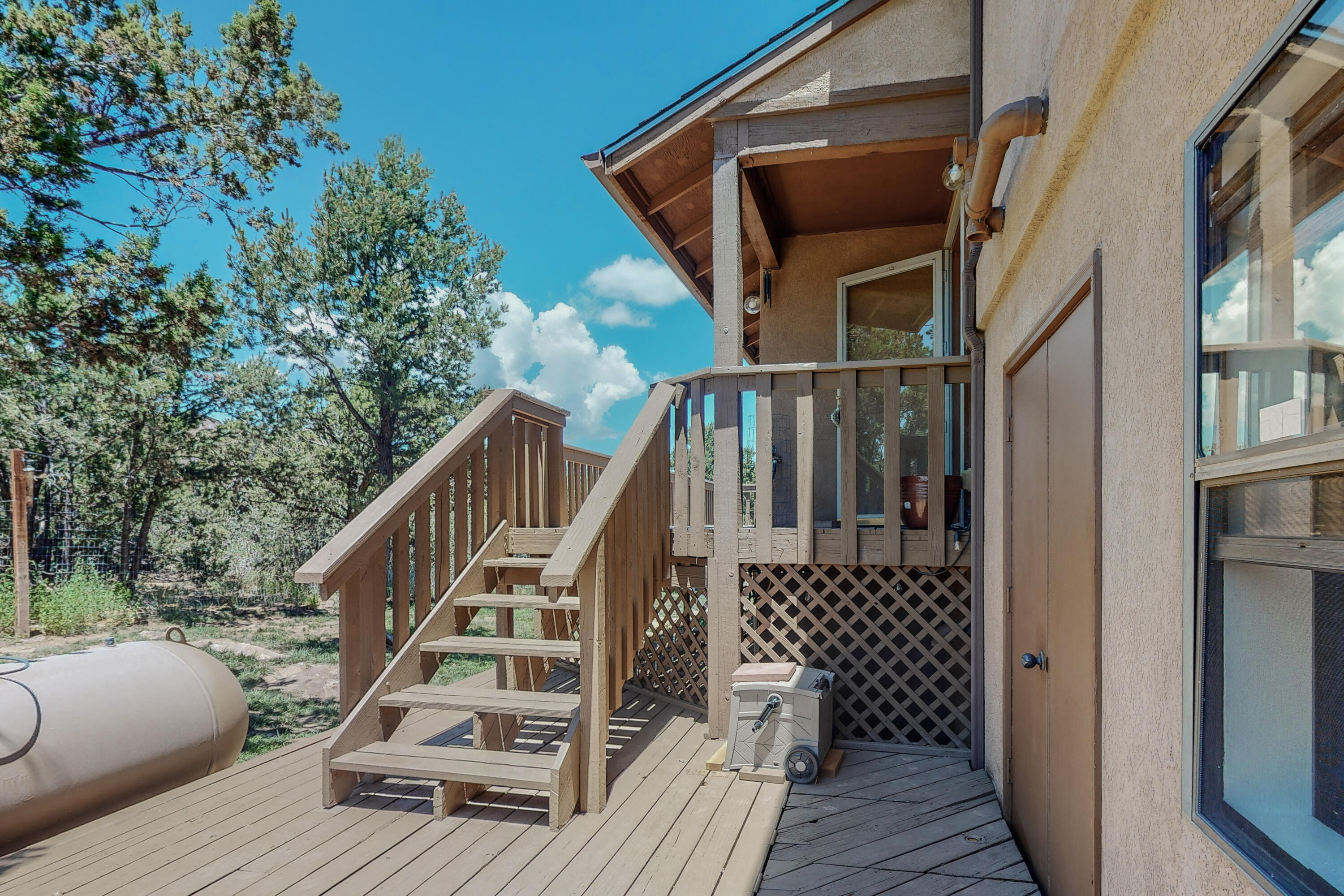 8 HIGH COUNTRY Drive