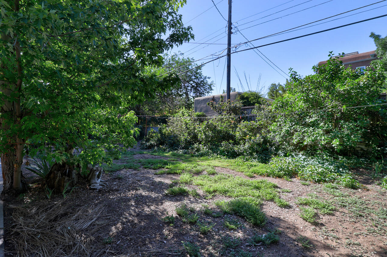 3314 MACKLAND Avenue NE