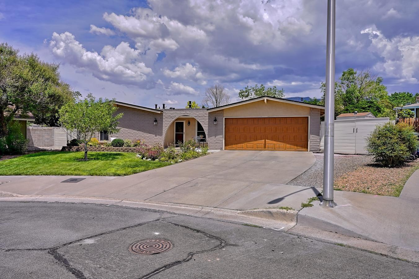 5424 Noreen Drive NE