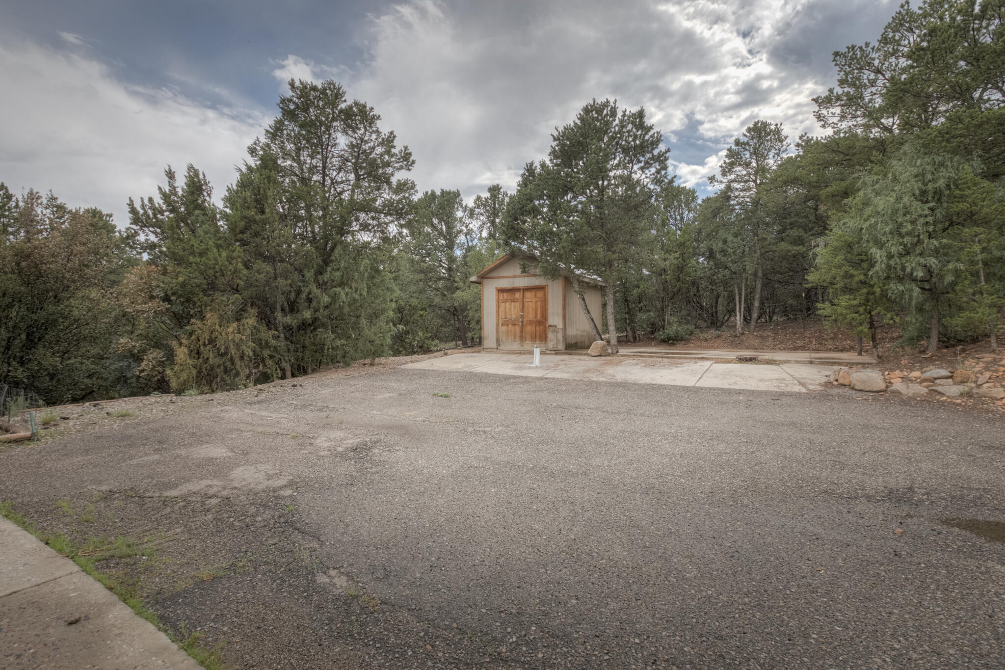 3 CREST Road