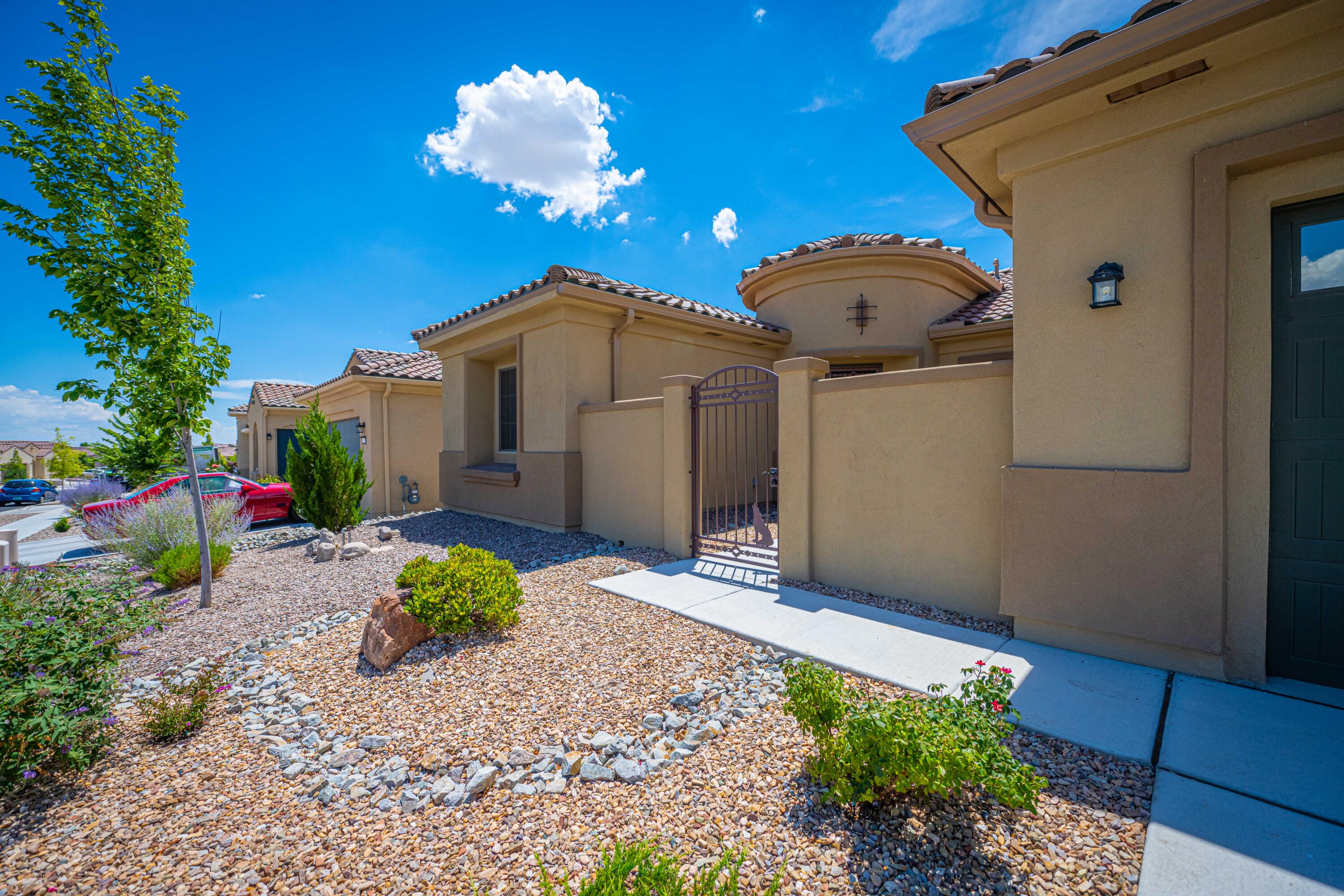 2331 CHUCKWALLA SPRING Trail NW