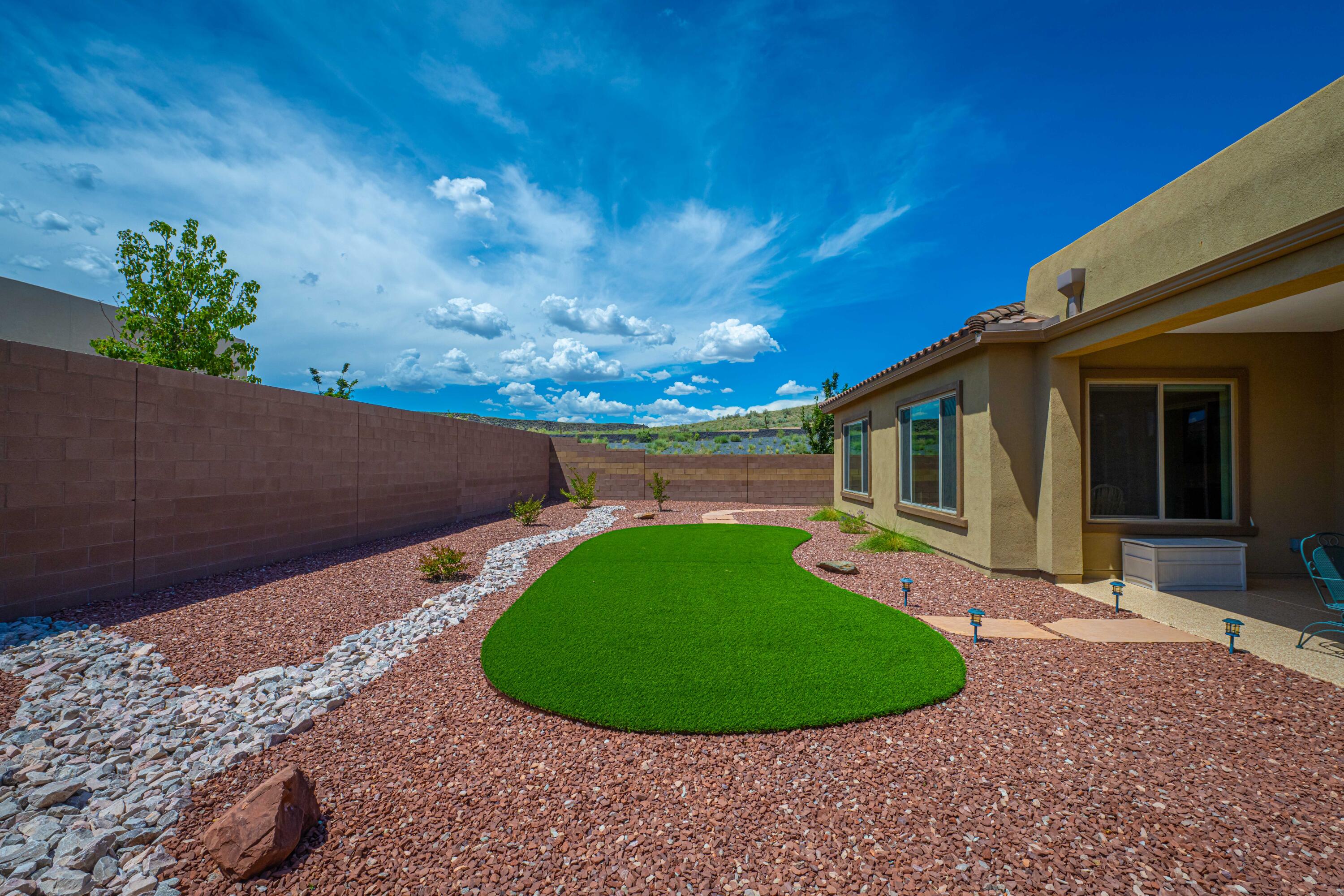 2331 CHUCKWALLA SPRING Trail NW