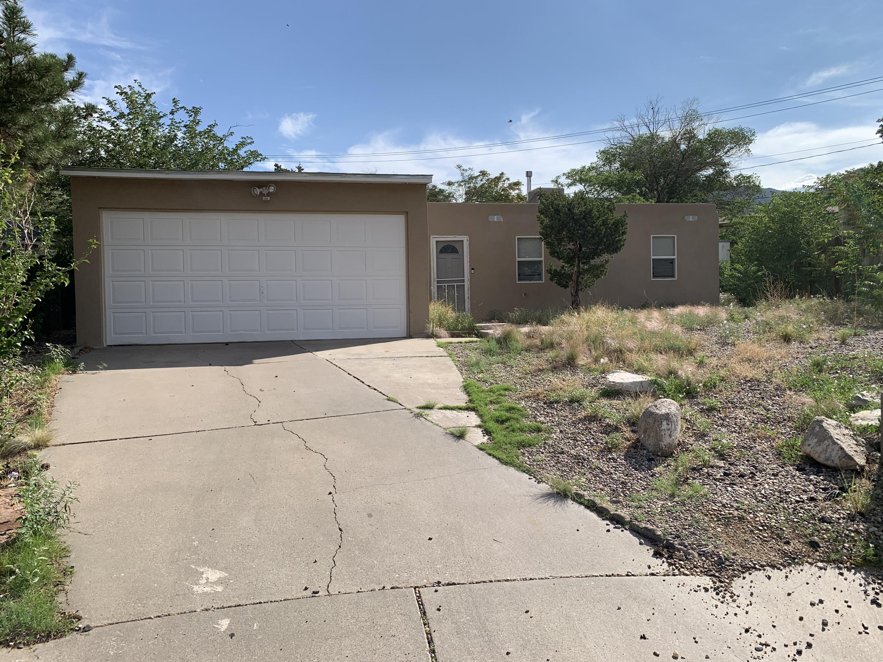 13209 WESTVIEW Court NE