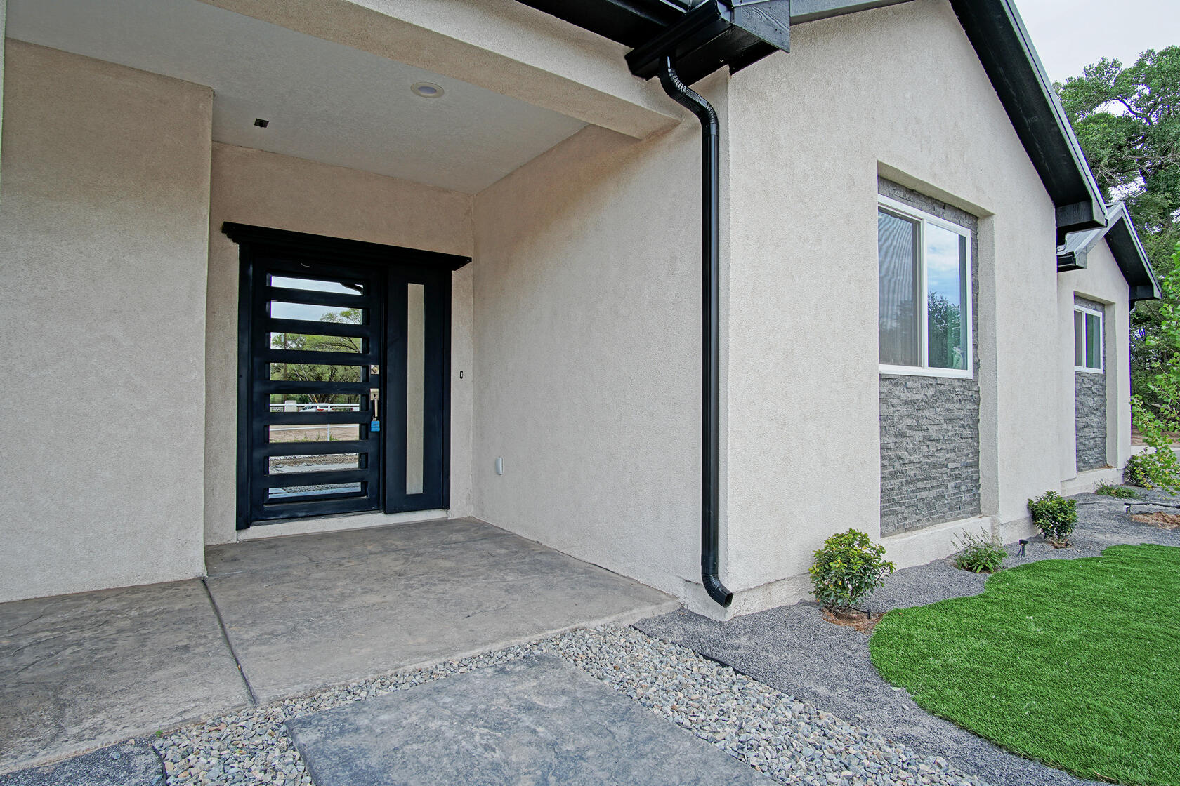 7203 Johnny Lee Lane
