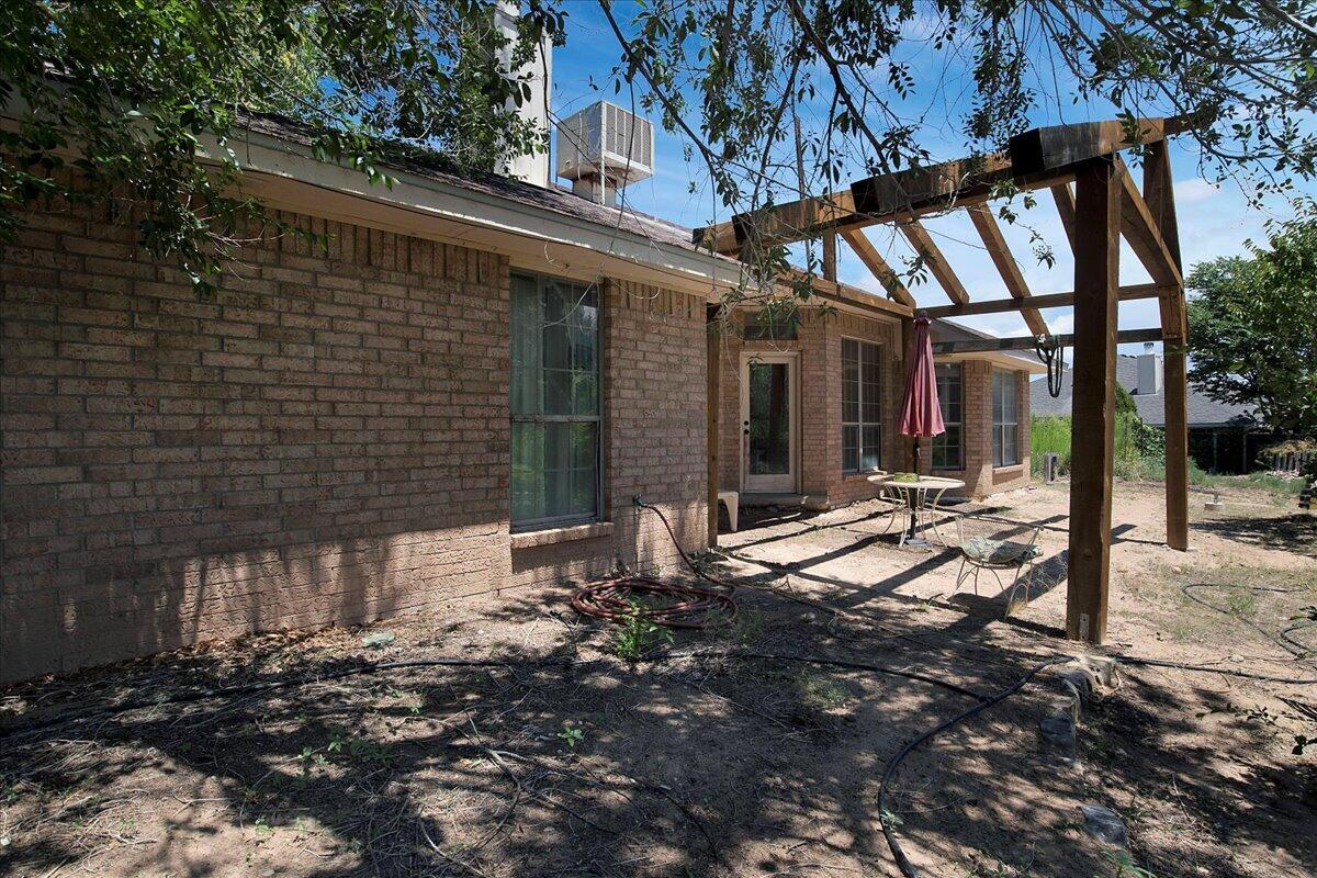 3530 ESCARPA Drive NW