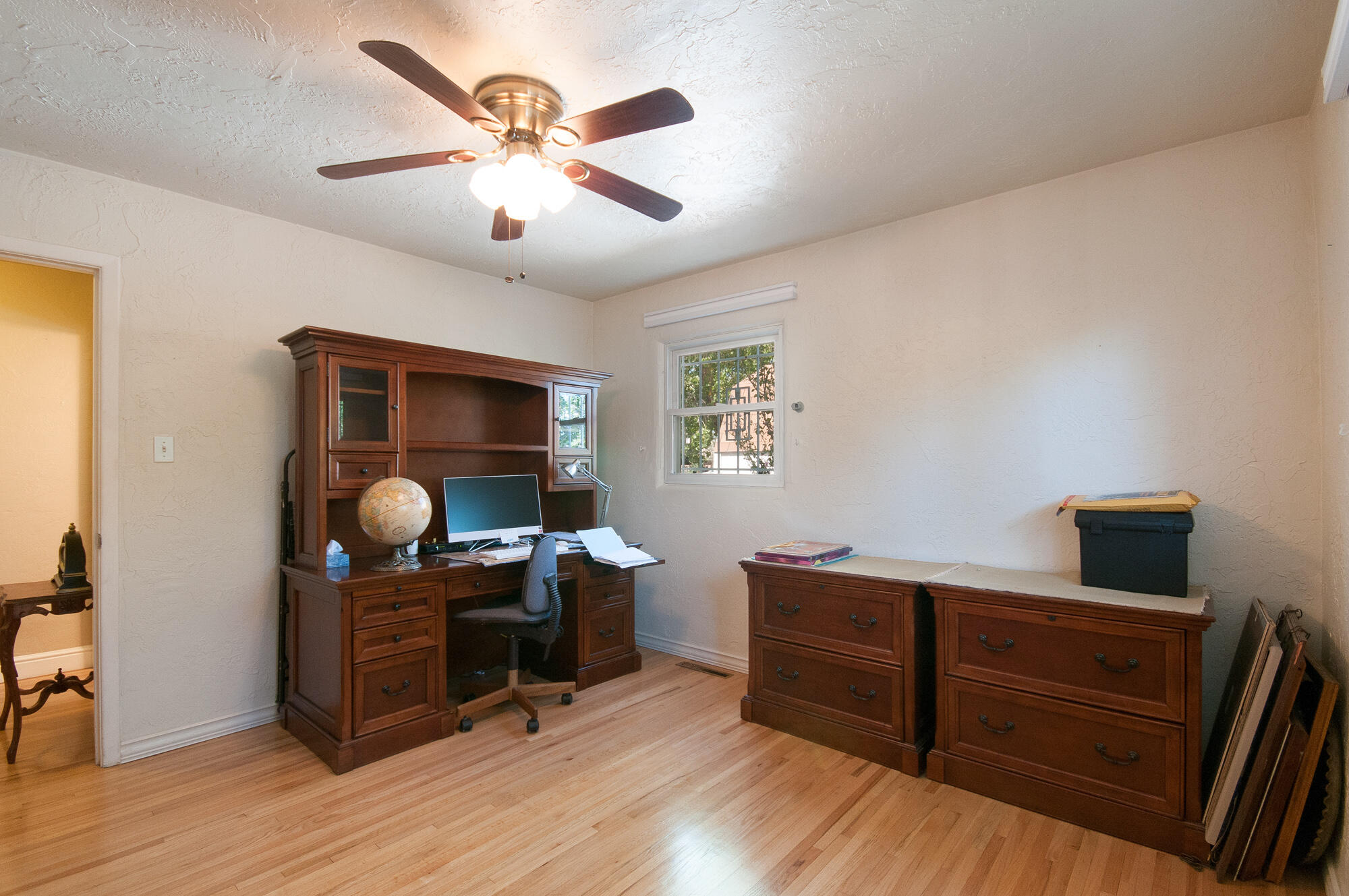 1719 Calle Los Vecinos NW